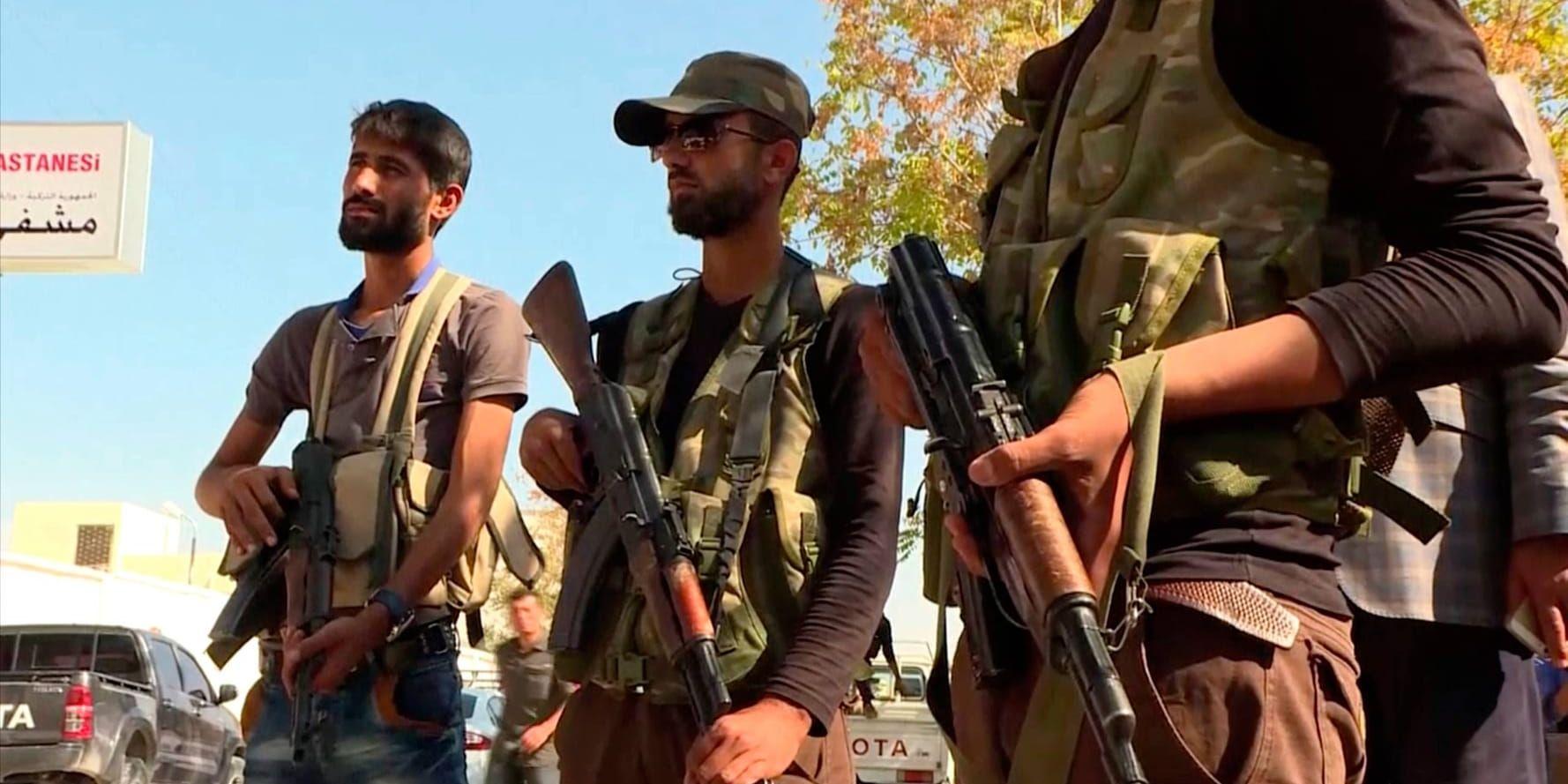Turkietstödda rebeller i syriska Dabiq. Arkivbild.