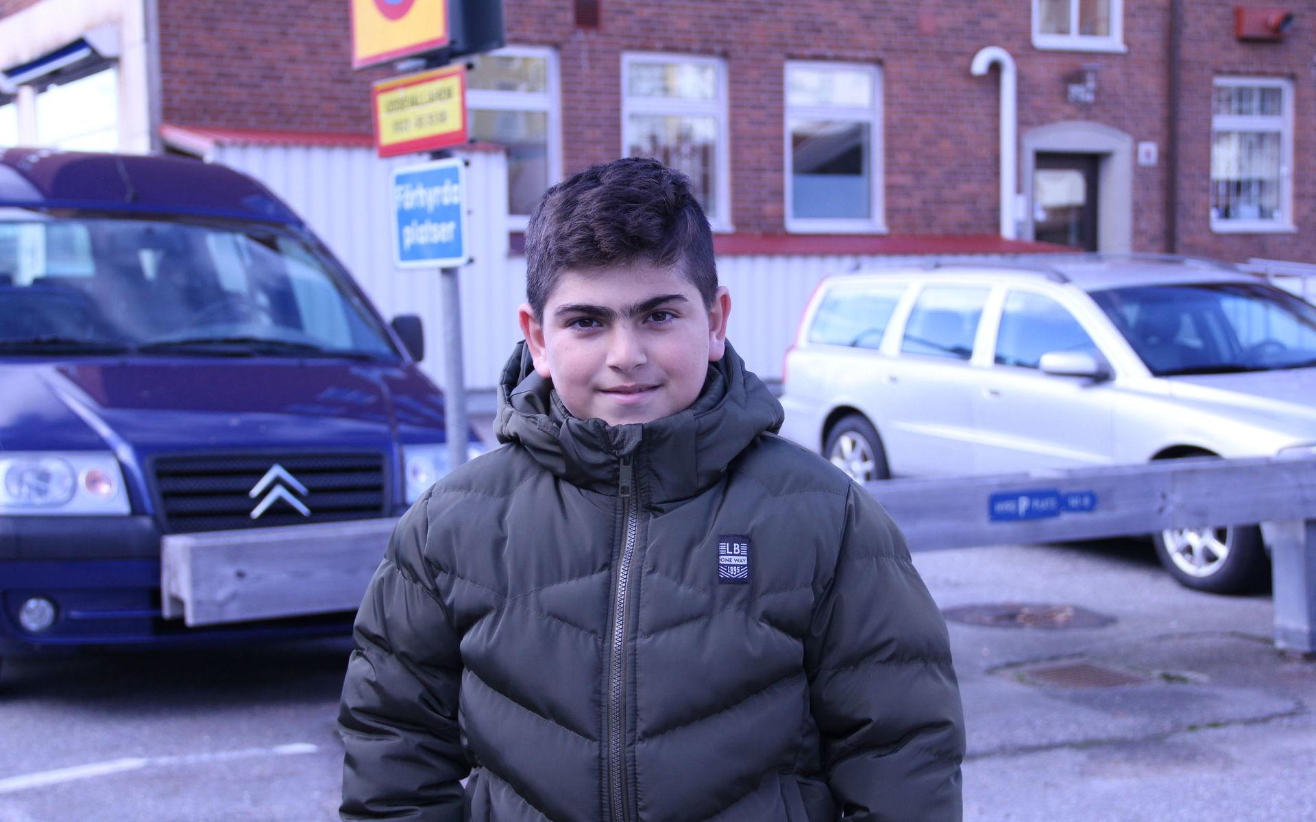 Arshia Fazli, 11 år:– Jag ska mest hänga med vänner och spela fotboll. 