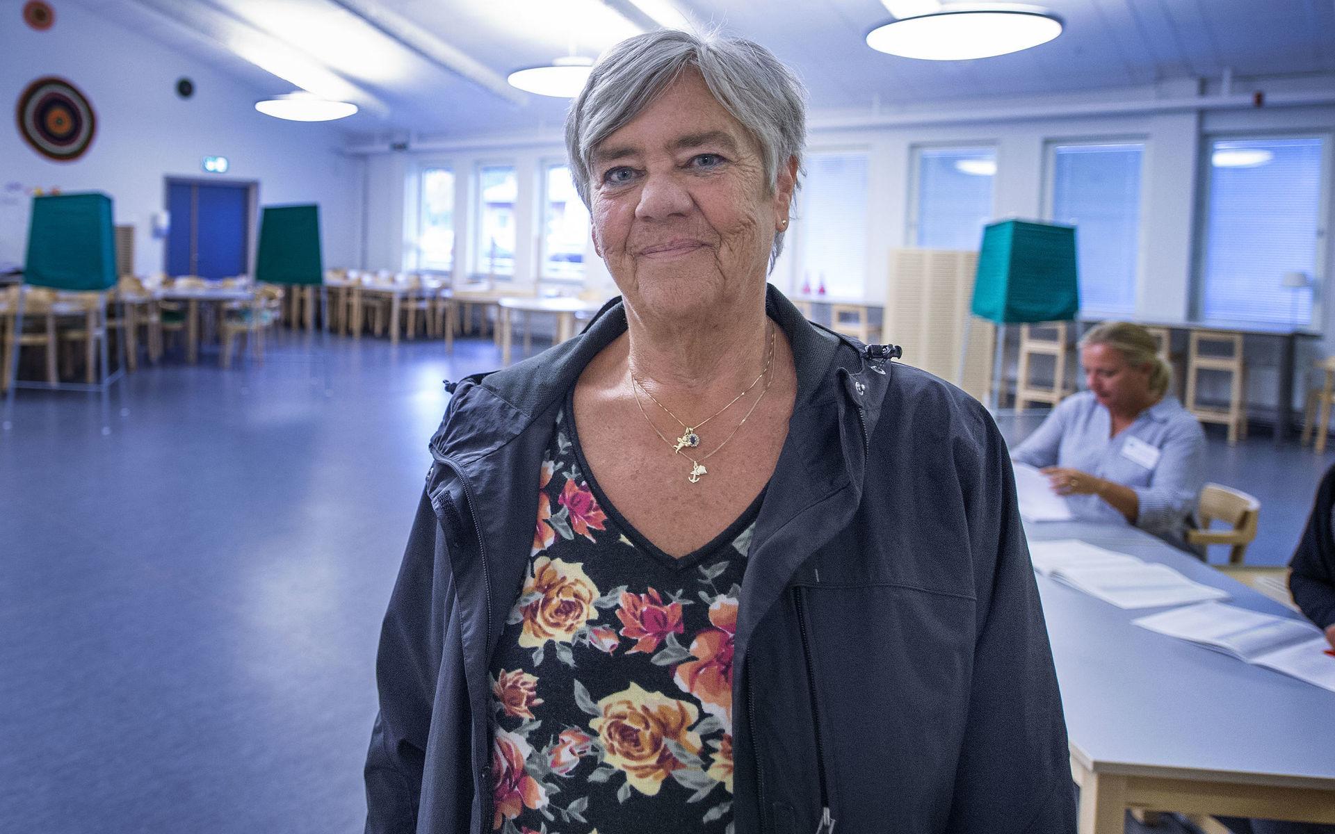 Rose-Marie Hägglund tycker det är viktigt att gå och rösta. &quot;Det känns bra och jag känner att det är min plikt att rösta&quot; 