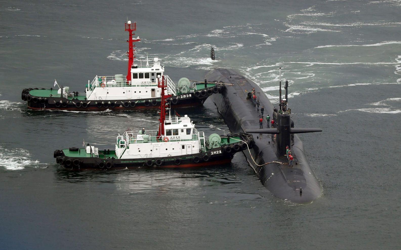 USA har bland annat skickat flera ubåtar till Koreahalvön. Här syns en kärnkraftsdriven. BILD: TT