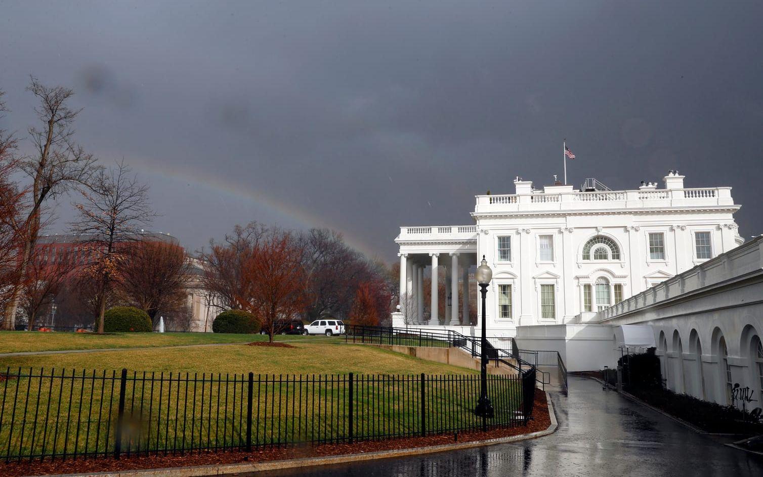 25 FEBRUARI: Presidenten tillbringade lördagen i Vita Huset men gjorde inga offentliga framträdanden. Foto: TT