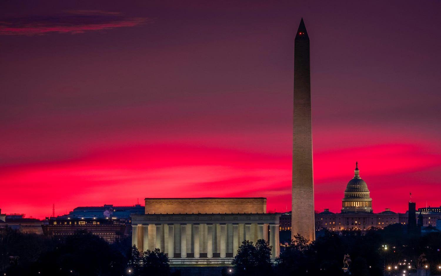 12 MARS: Presidenten gjorde inga offentliga framträdanden dem här dagen. På bilden syns Washingtons skyline. Foto: TT