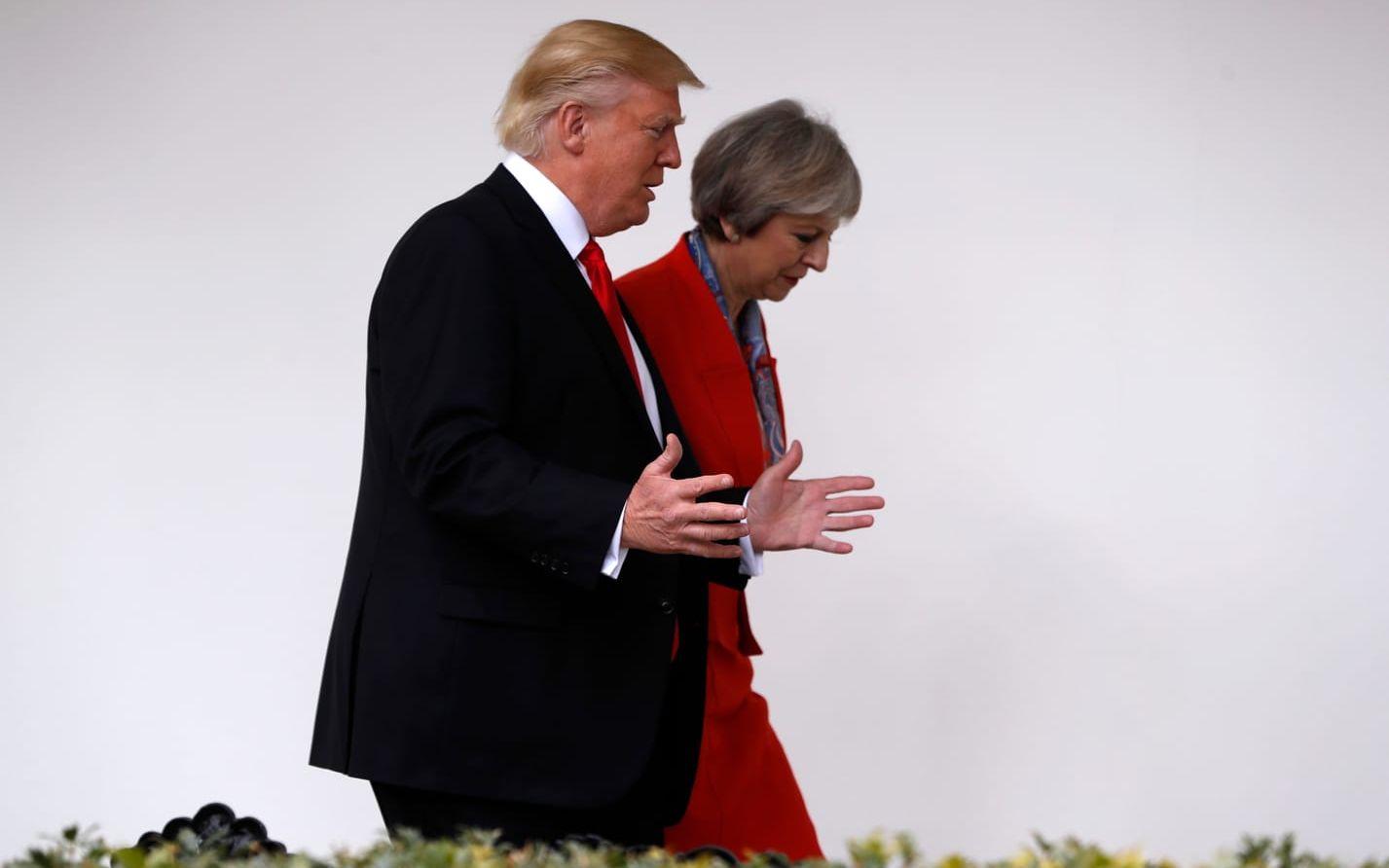 27 JANUARI: Donald Trump tar emot Storbritanniens premiärminister Theresa May. Han fattar även beslut om att införa hårdare restriktioner om vilka som ska få resa in i USA, i synnerhet riktat mot muslimska länder. Foto: Stella