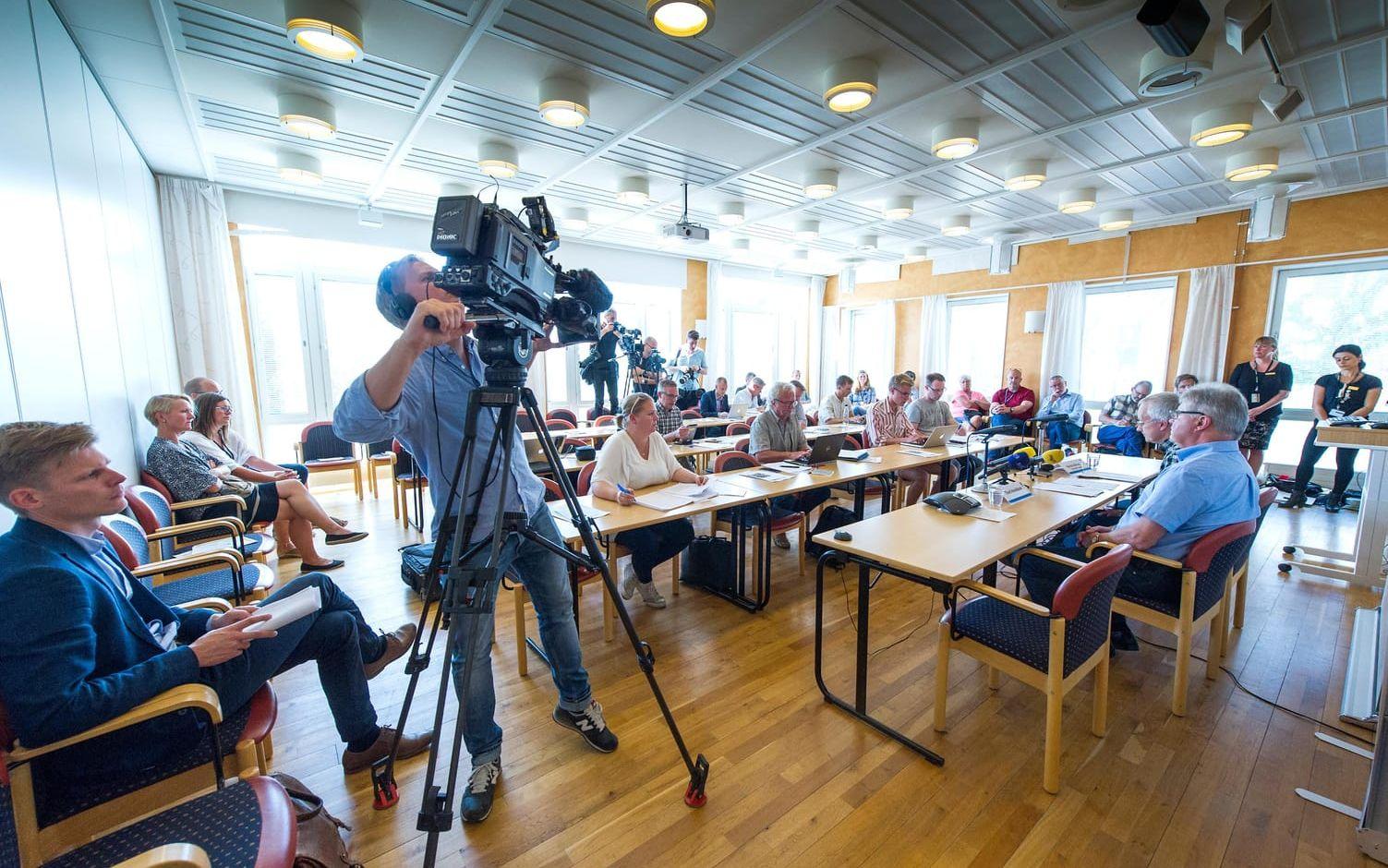 I slutet av sommaren 2015 presenterade polisen det omfattande utredningsmaterialet efter trippelmordet under en presskonferens i polishuset i Uddevalla.