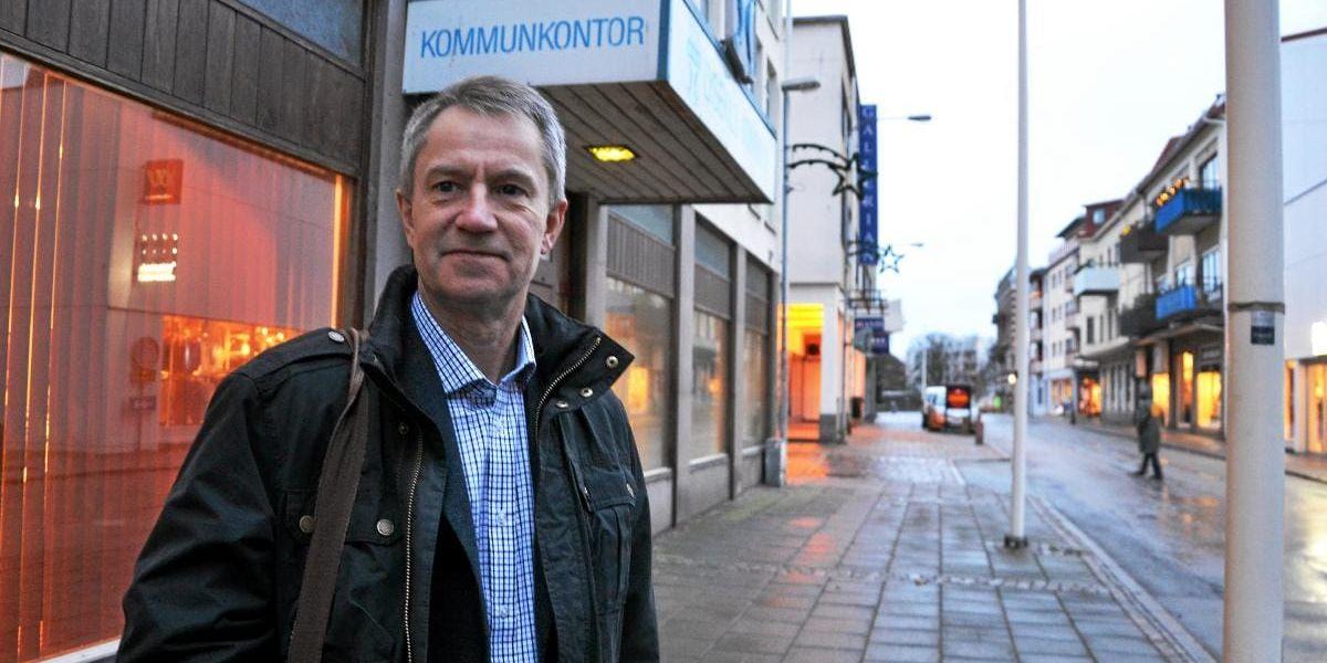 Ronald Rombrant (Lp) anser att kommunen ska bygga det nya äldreboendet i Fiskebäck.