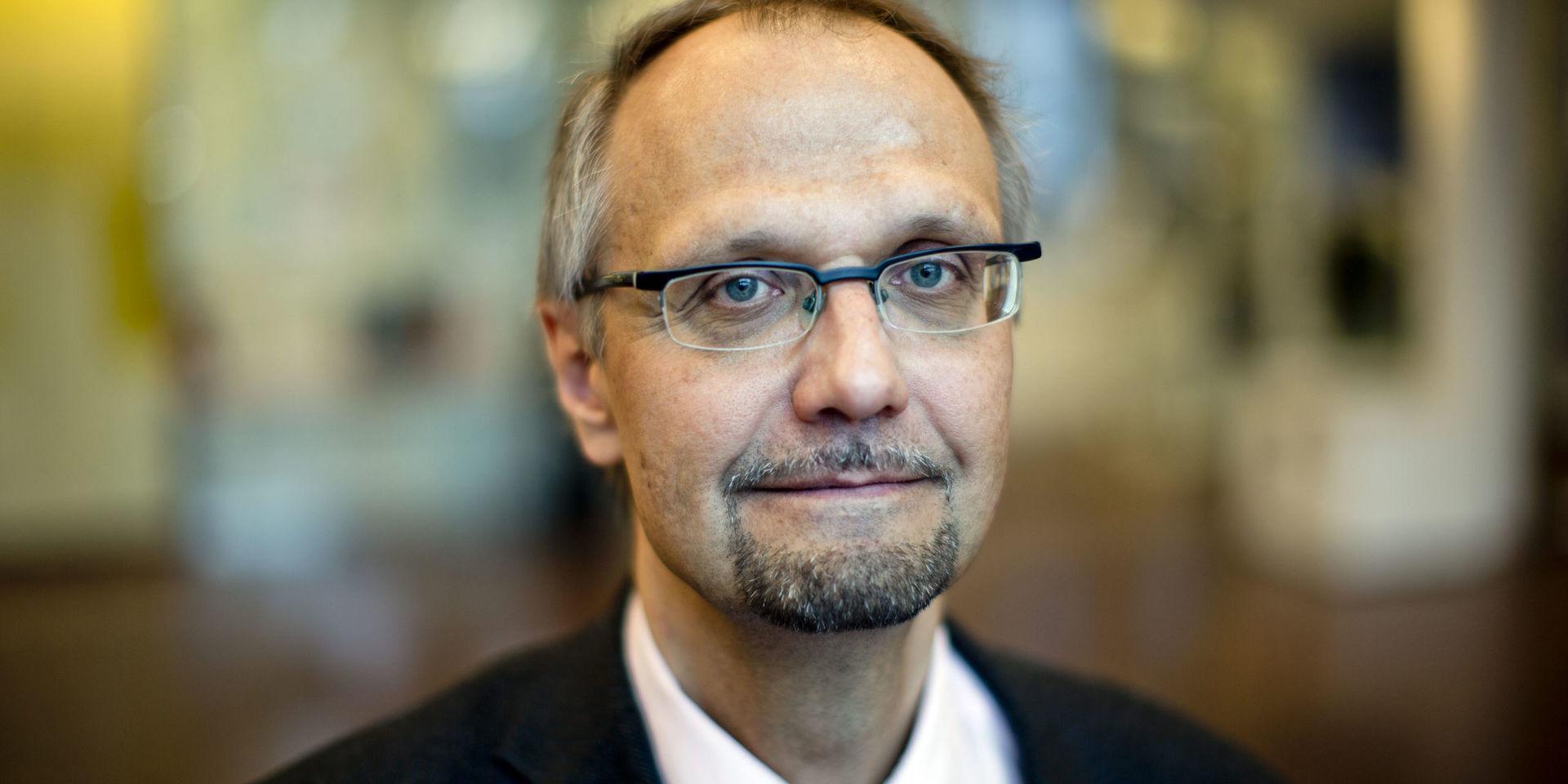 Ulf Bjereld professor i statsvetenskap vid Göteborgs universitet samt ordförande i Socialdemokrater för tro och solidaritet. 