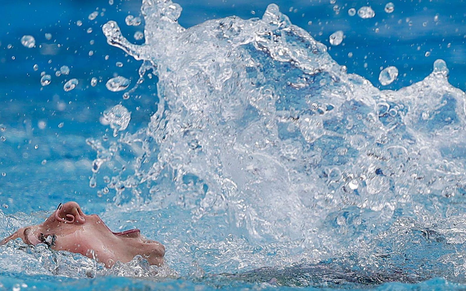 Andetag. Rysslands Natalia Ishchenko hämtar andan under damernas tävlingar i konstsim i bassängen i Rio. Foto: TT