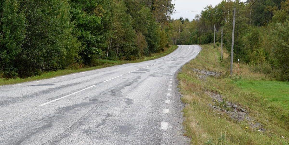 Dåligt skick. De första ombyggnaderna av väg 928 mellan Hedekas och Munkedal kommer att börja första veckan i oktober.