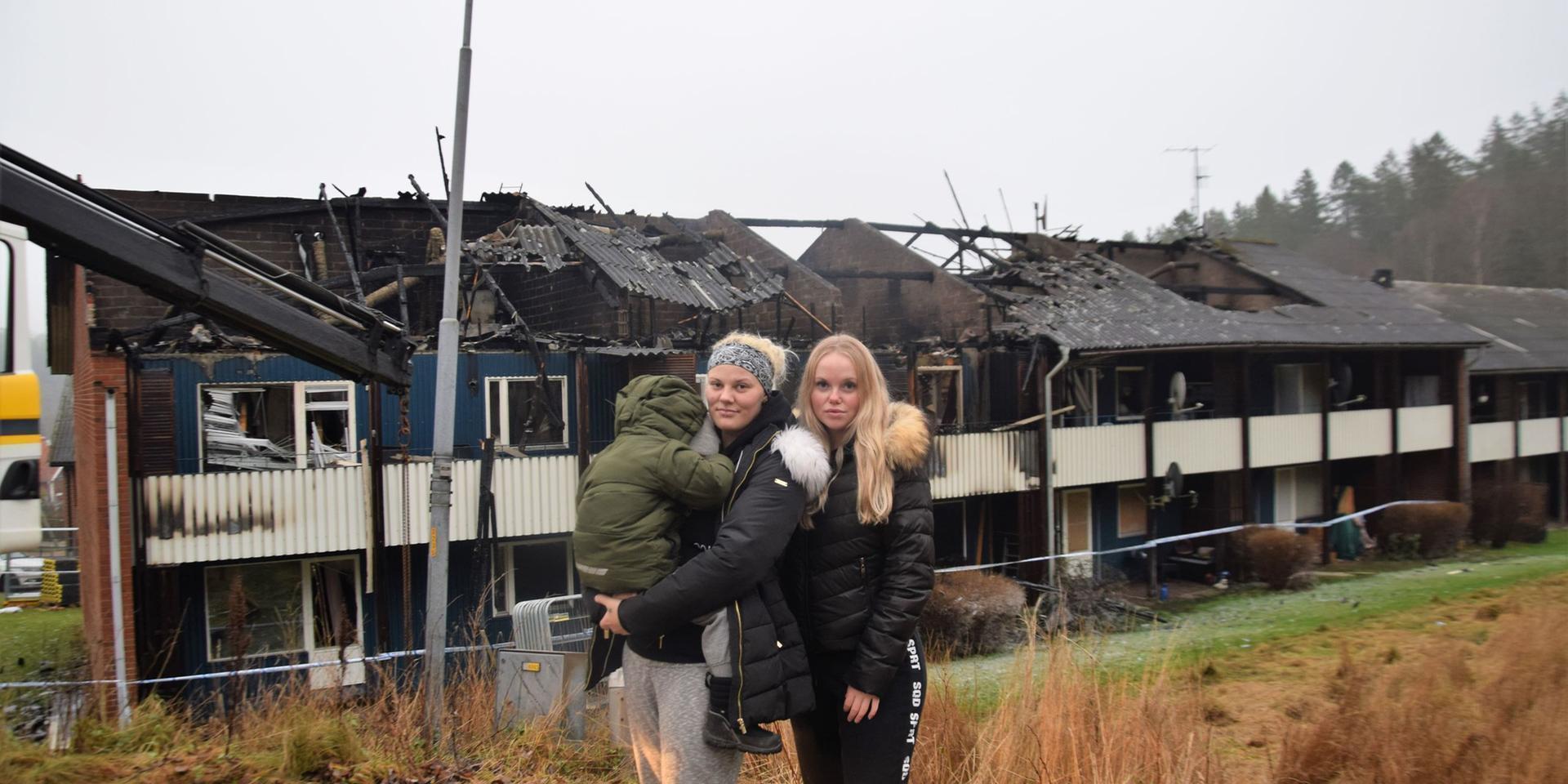 Maria Johansson, 21, är en av personerna vars hem totalförstördes i branden. 