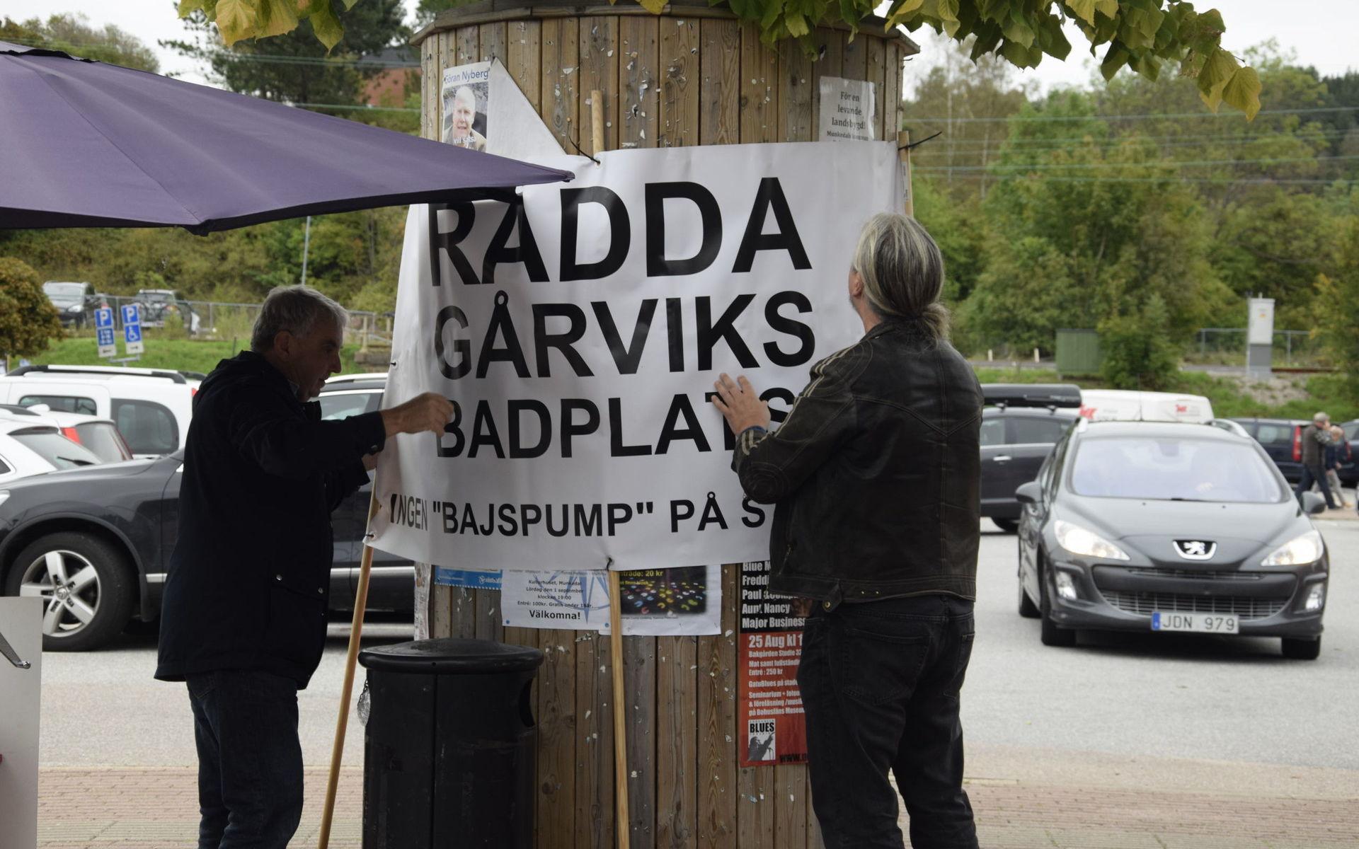 Det blev nya protester från de som inte vill ha en pumpstation nära badplatsen i Gårvik.