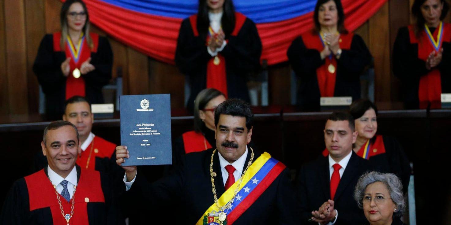 Venezuelas president Nicolás Maduro har svurits in för en ny, omstridd presidentperiod.