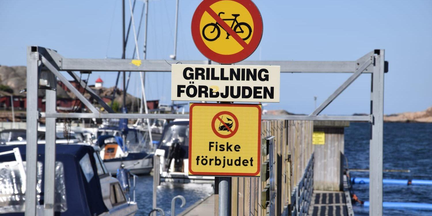 Nu kräver Lysekilspartiet och Miljöpartiet ett extra möter i kommunstyrelsen för att diskutera fiskeförbudet i norra hamnen.