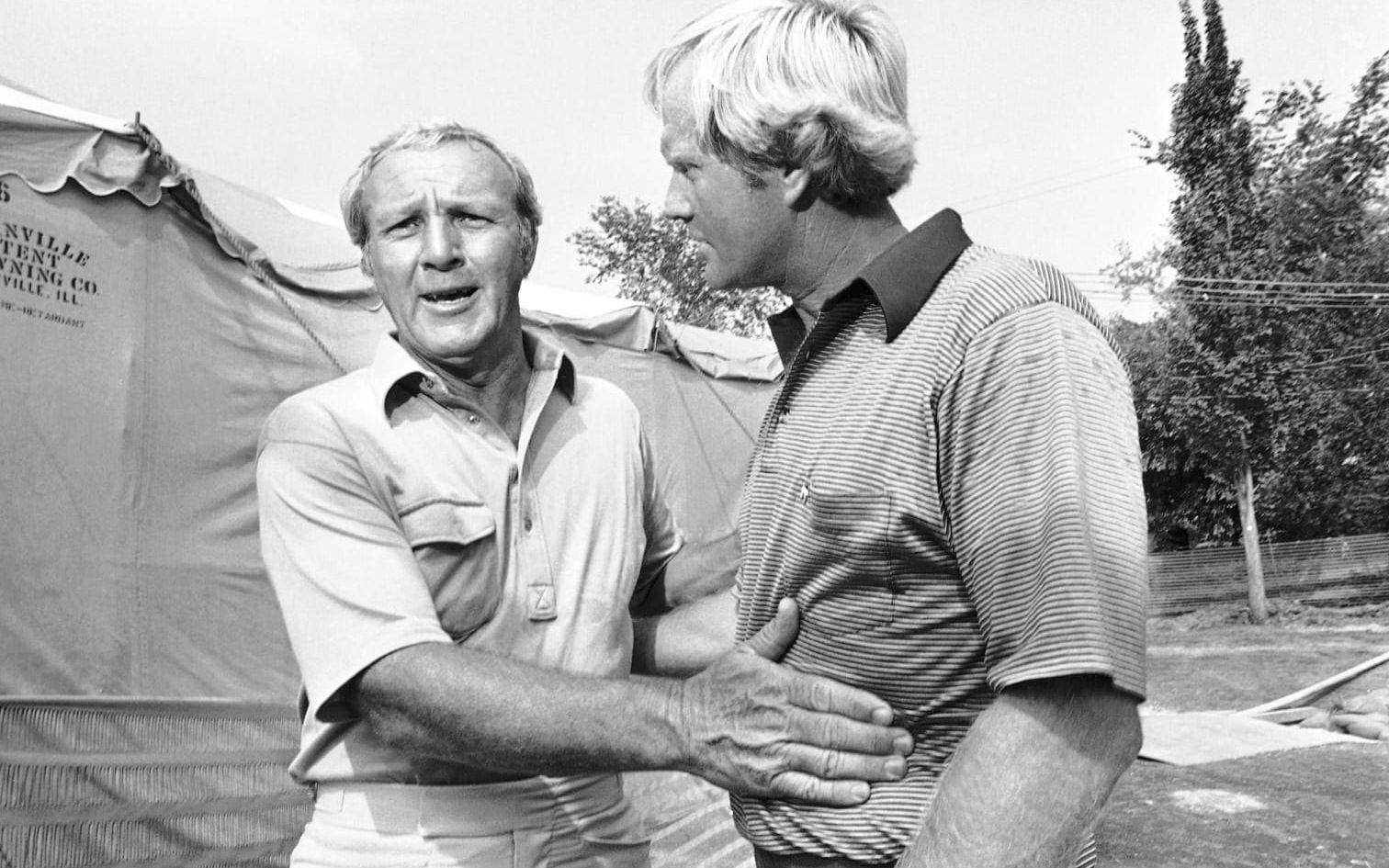 De båda golfstjärnorna duellerade sedan i de stora turneringarna i många år framöver. Palmer vann sju majors – Nicklaus tog otroliga 18. Foto: TT
