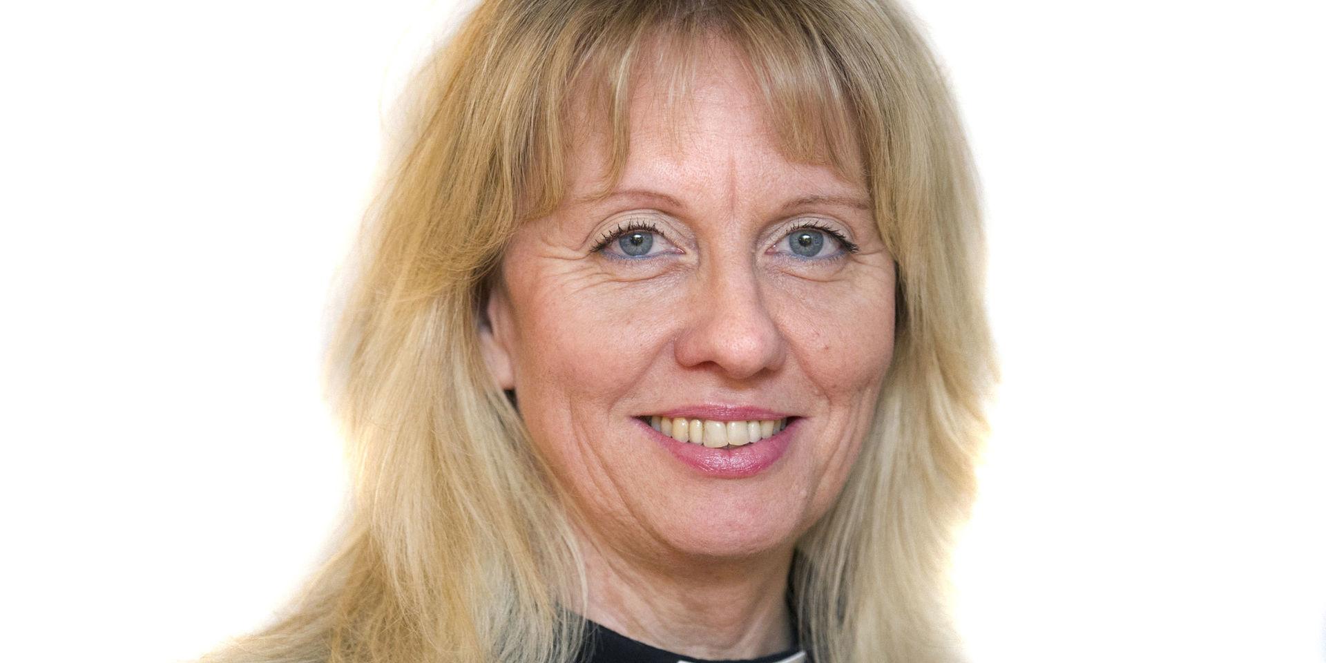 Catarina Svensson Brodén, komminister i Dalabergs församling, Skriver veckans Mellan raderna.