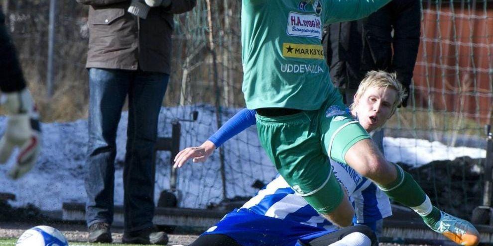 Lämnar. David Bennhage har varit på väg från Ljungskile och nu är det klart att han spelar i FC Trollhättan nästa säsong.