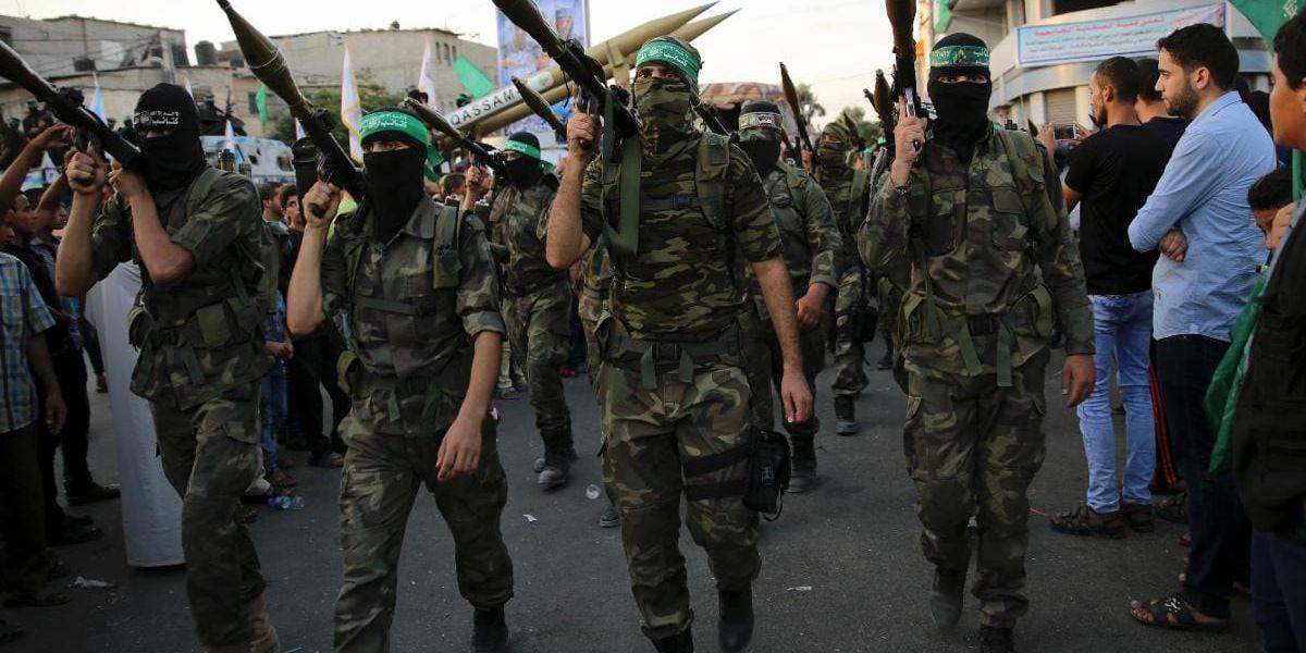 Beväpnade. Izzedine al-Qassam brigaderna, en militär del av Hamas, marscherar i Rafah på Gazaremsan i augusti i år.