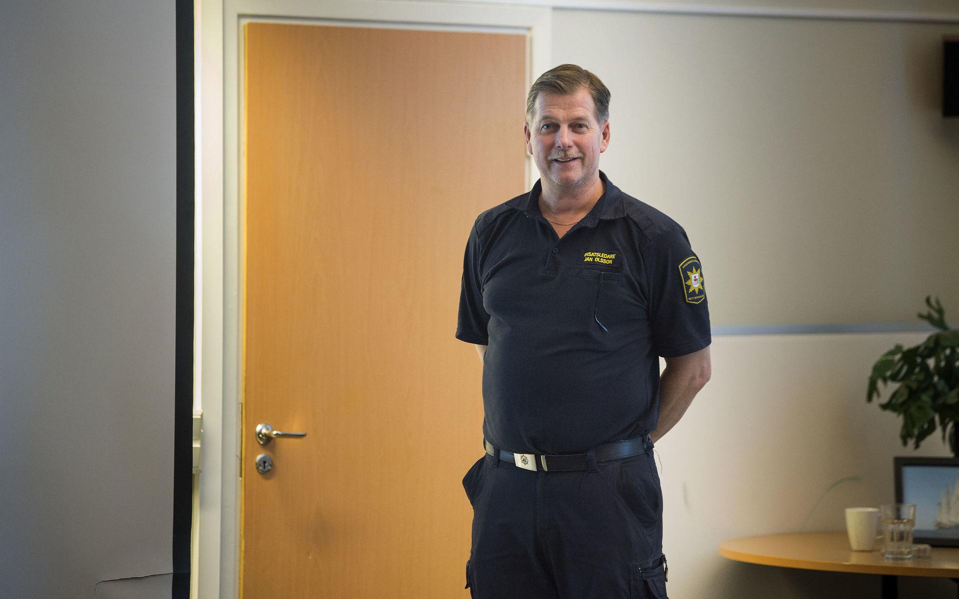 Janne Olsson är brandinspektör och insatsledare och håller kurser i brandsäkerhet.