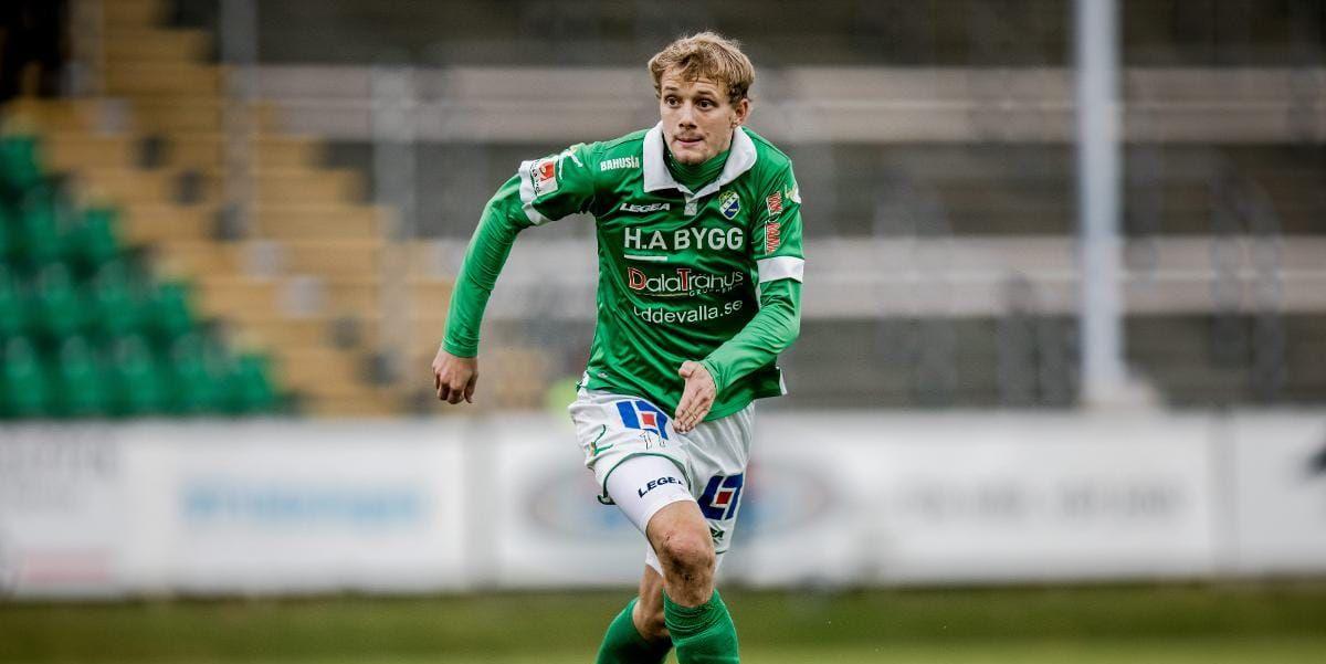 På rätt ställe. Jakob Olsson hittade nätet två gånger mot Fredrikstad. Det andra var ett riktigt drömmål. (Arkivbild)