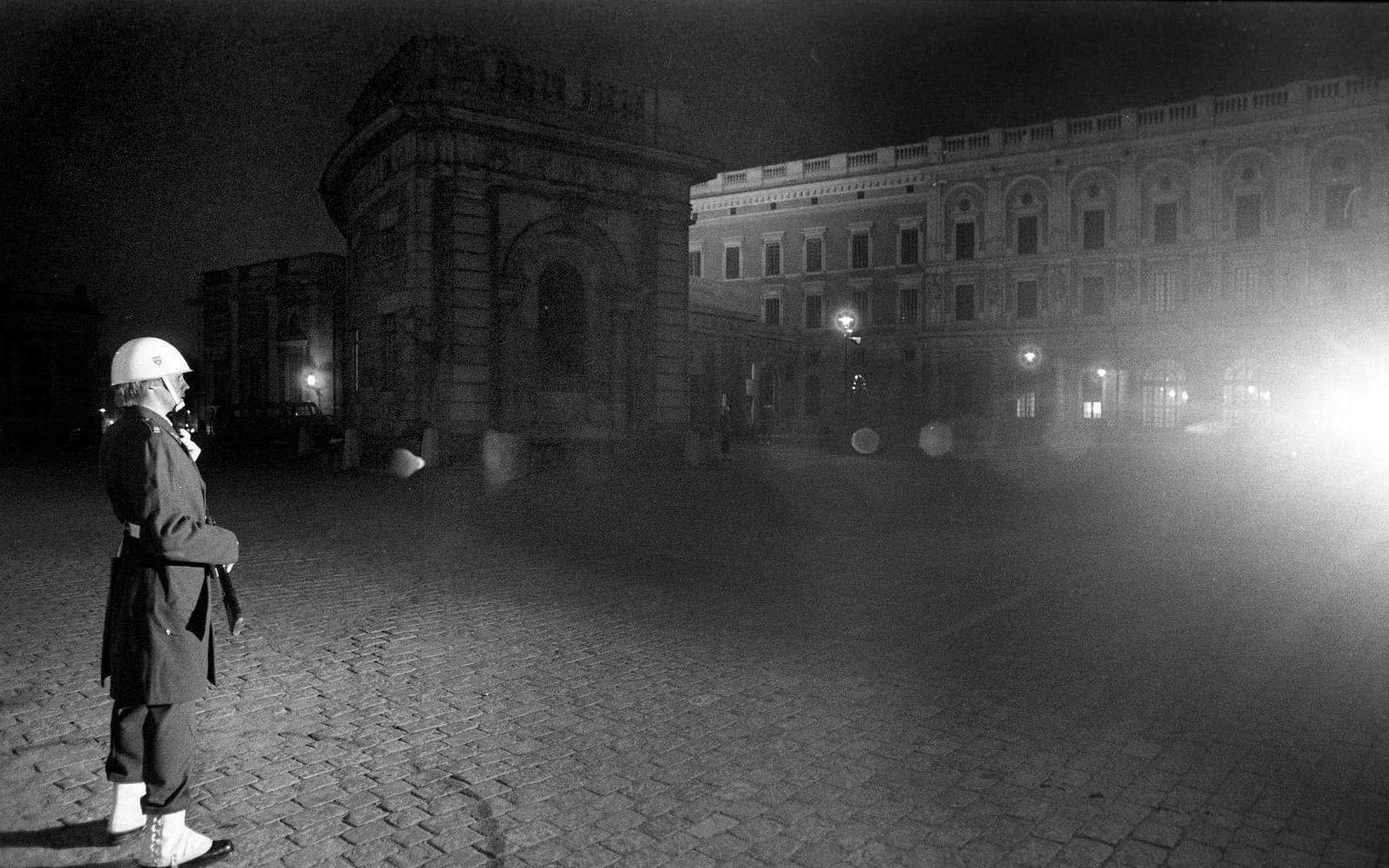 Bohus Bataljon vaktar slottet i Stockholm 1980. Foto: Lasse Edwartz