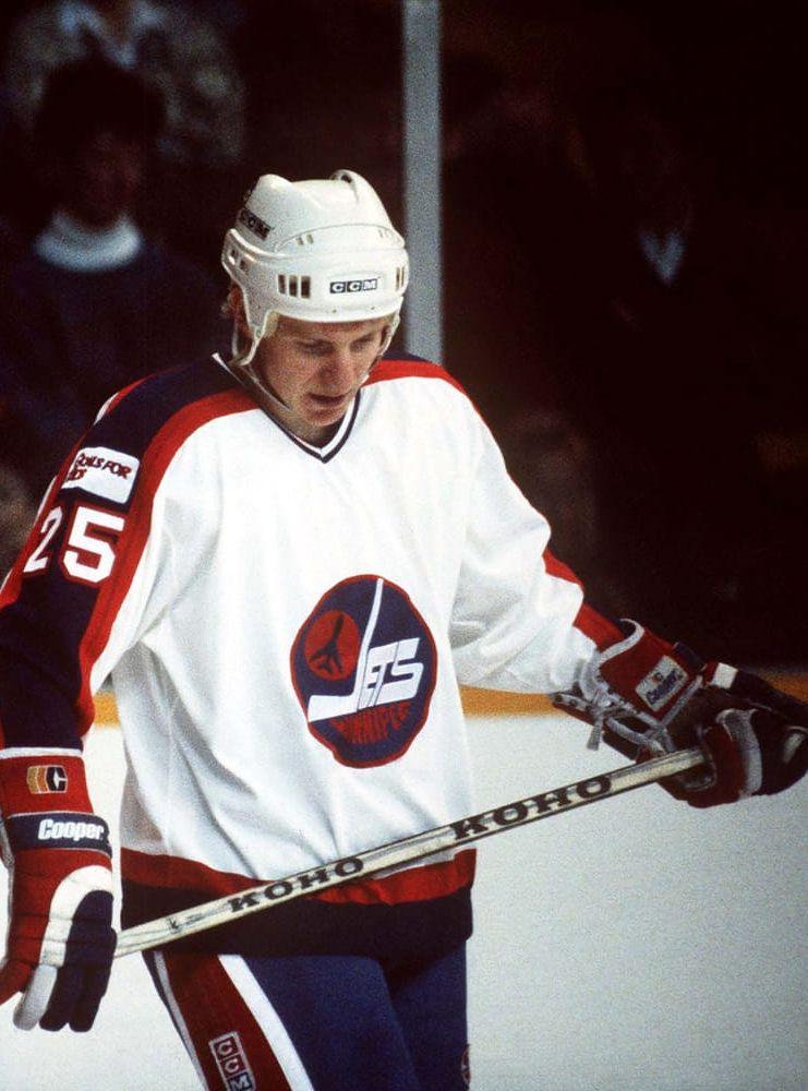 Thomas Steen är en legendar i NHL-klubben Winnipeg Jets där han spelade mellan 1981-95. Steen har även två VM-silver med Tre Kronor på meritlistan. Foto: Bildbyrån