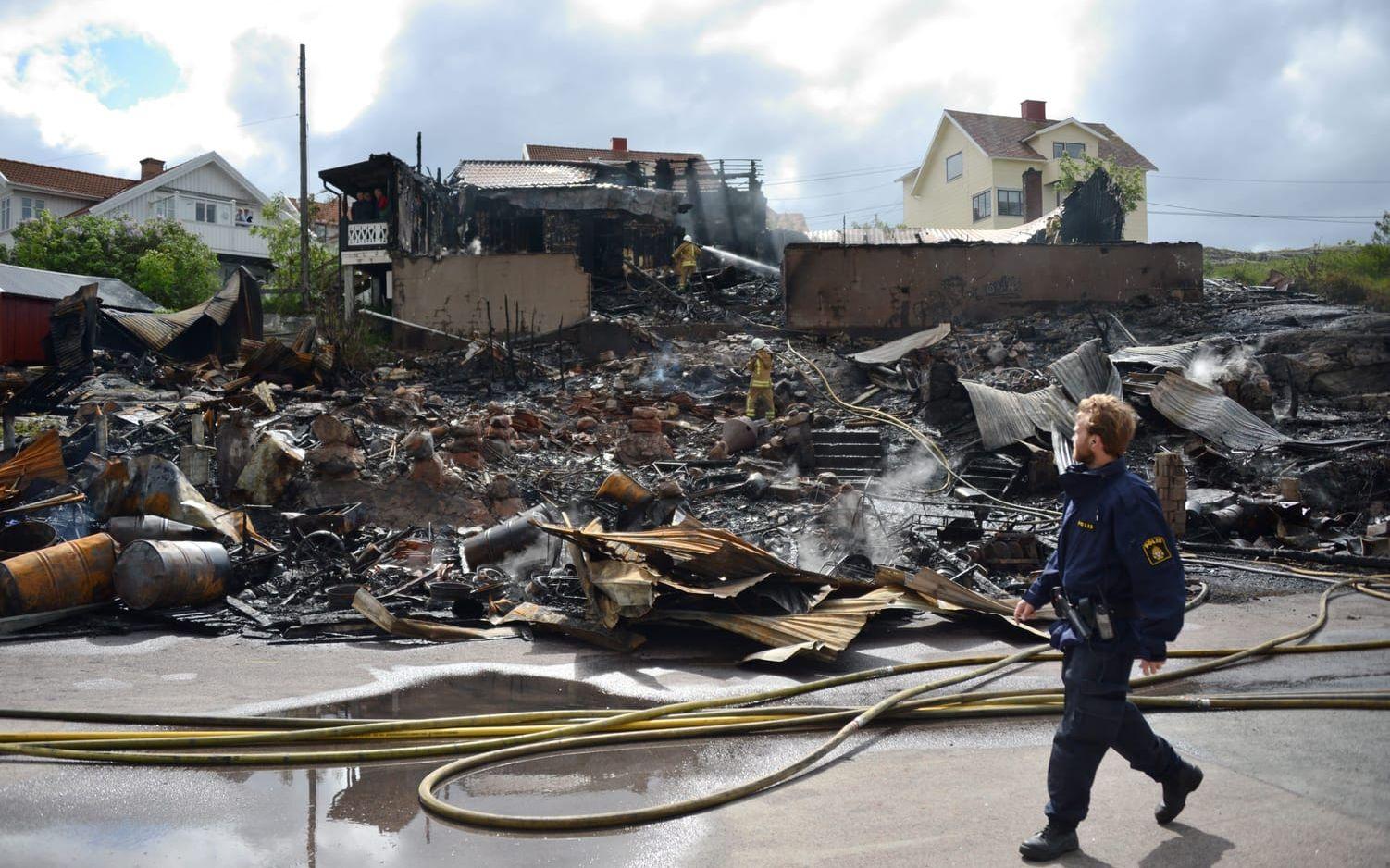 2012 förstördes 22 sjöbodar och ett bostadshus i en kraftig brand på Donsö. Bild: Adam Ihse/TT