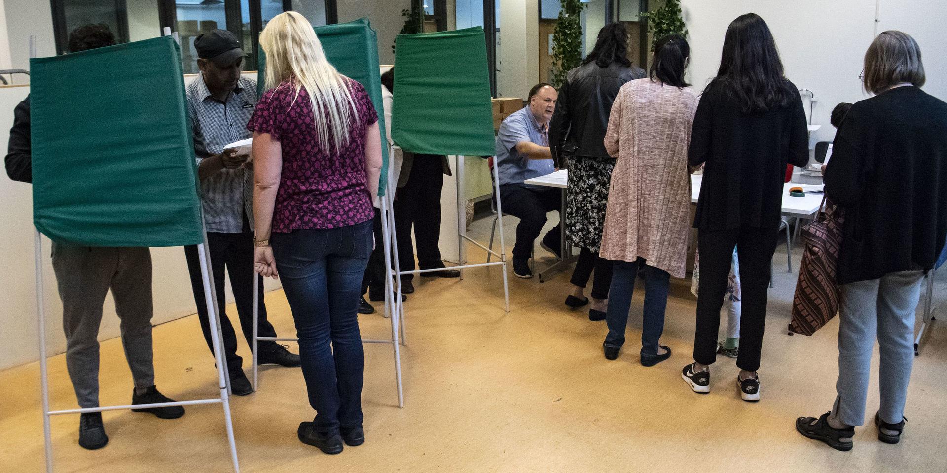 MALMÖ 2018-09-09 Röstning på Lindängenskolan i Malmö på söndagen. Foto: Johan Nilsson / TT / Kod 50090 