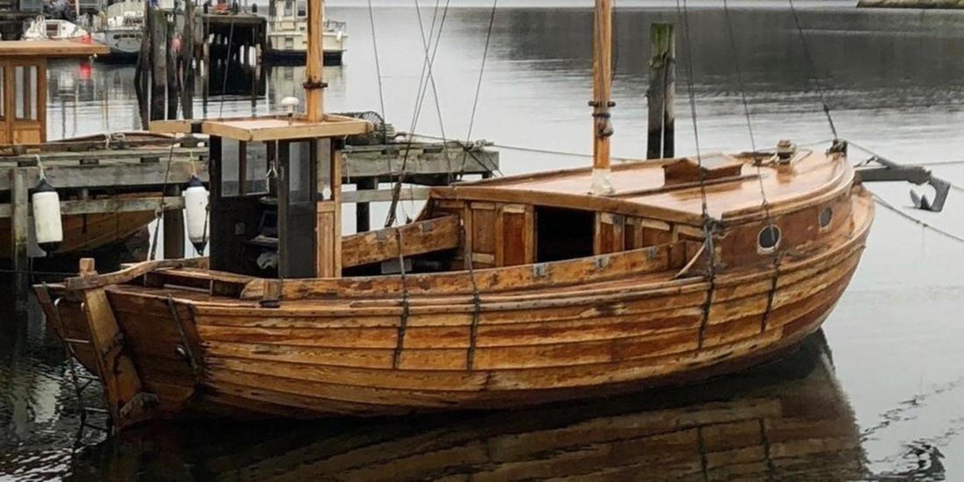 Träbåten Tuffa. 