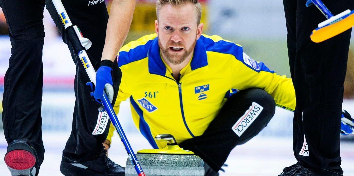 Svenska curlingskippern Niklas Edin under EM-finalförlusten mot Skottland i november. Arkivbild.