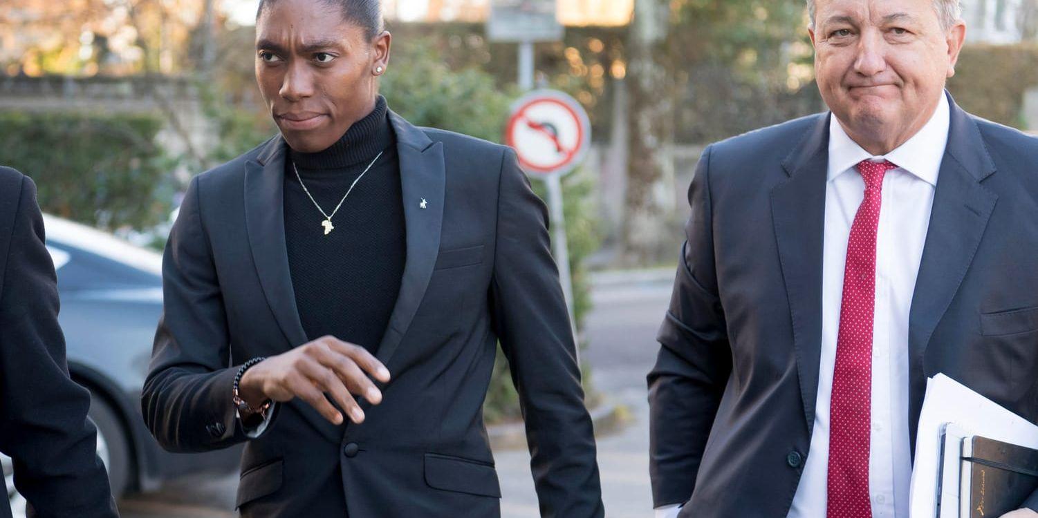 Caster Semenya anländer till Idrottens skiljedomstol (Cas) i Lausanne.
