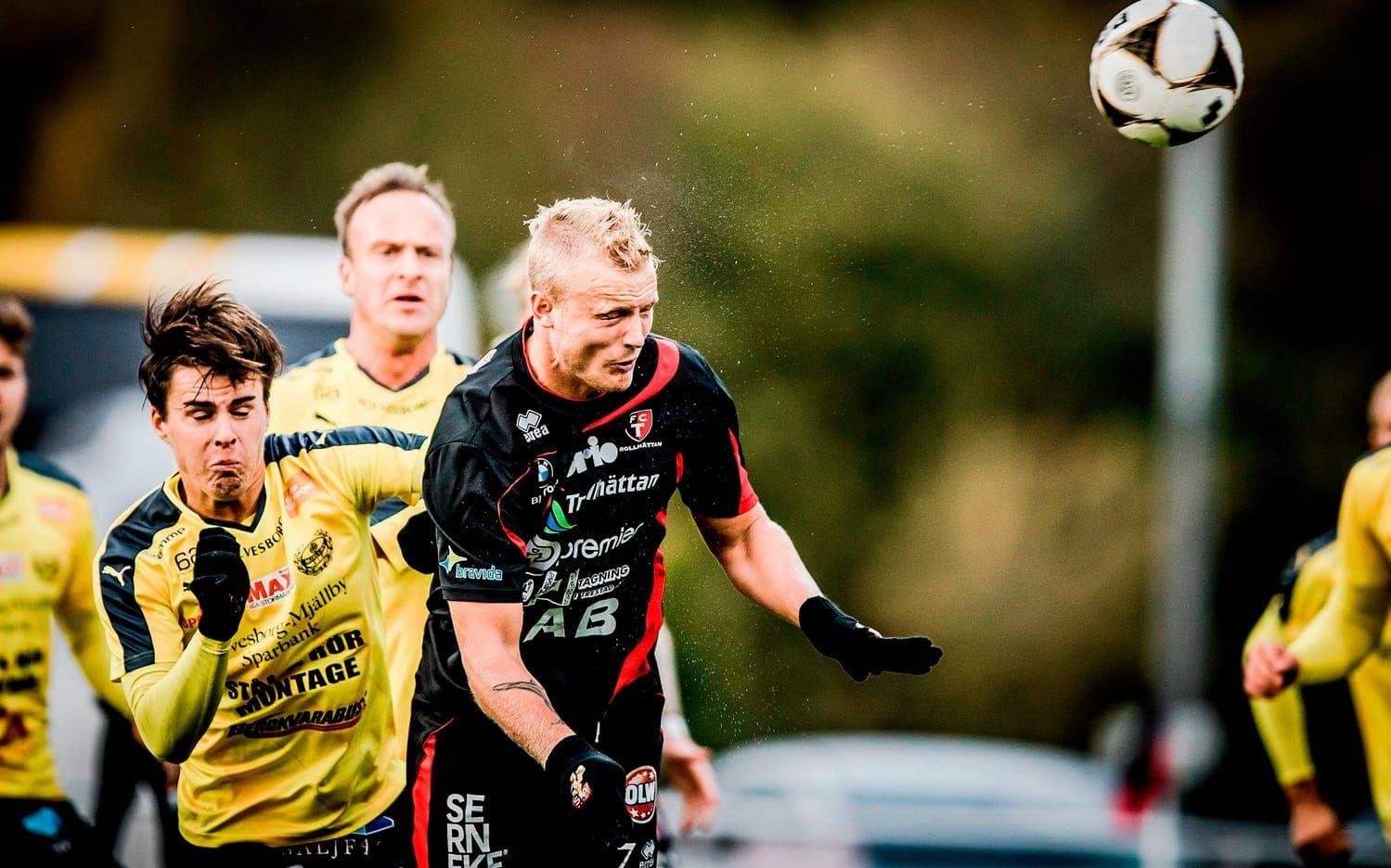 Jonatha Gustafsson lämnar FC Trollhättan för att spela med Ljungskile SK.