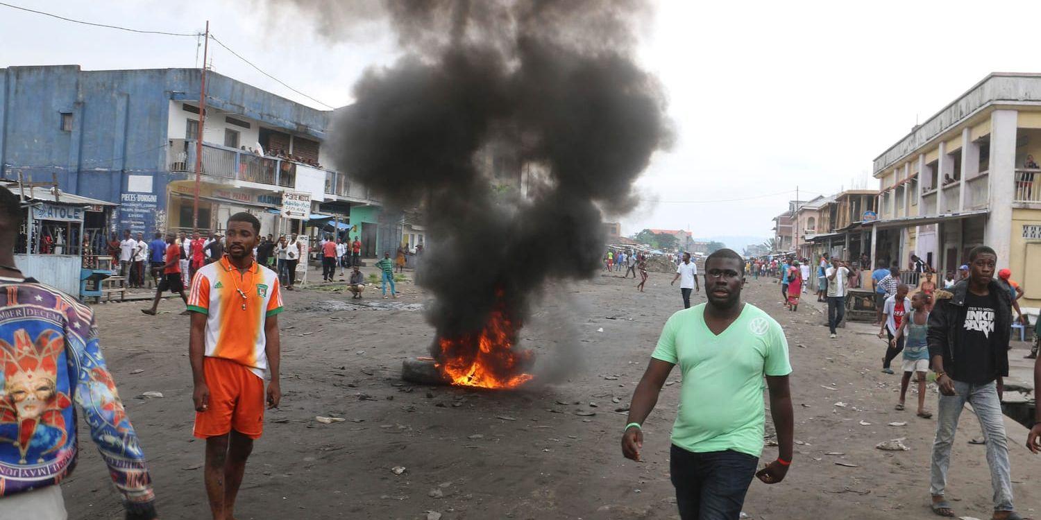 Minst sju människor rapporteras ha mist livet under de regeringskritiska protesterna i Kongo-Kinshasa.