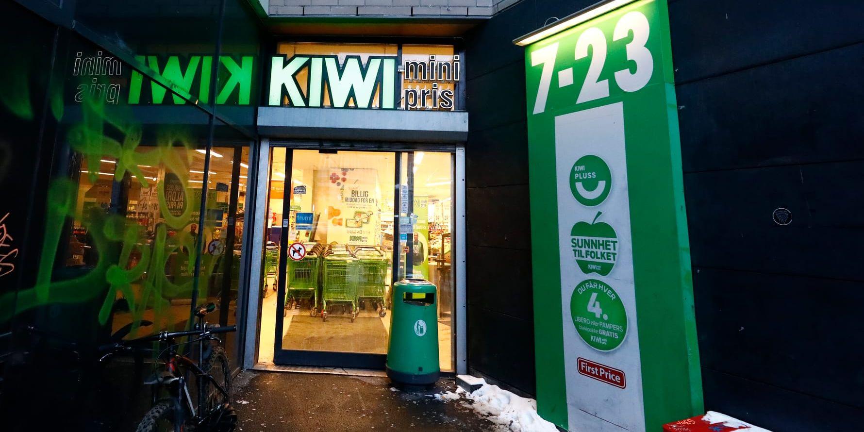 Lågpriskedjan Kiwi pressade matpriserna i Norge i februari. Arkivbild.