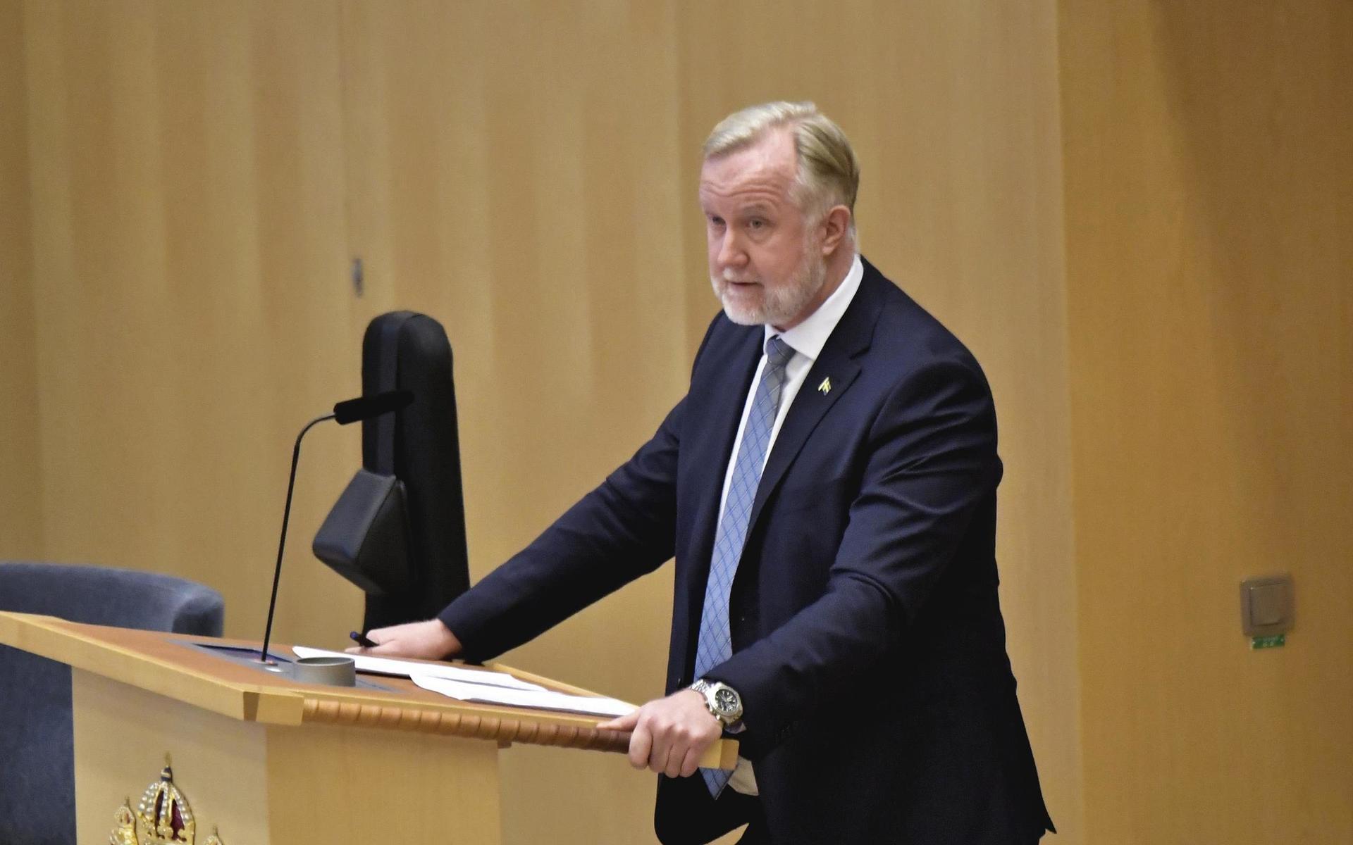 STOCKHOLM 20210113Liberalernas gruppledare Johan Pehrson (L) under dagens partiledardebatt i riksdagen.Foto: Janerik Henriksson / TT 
