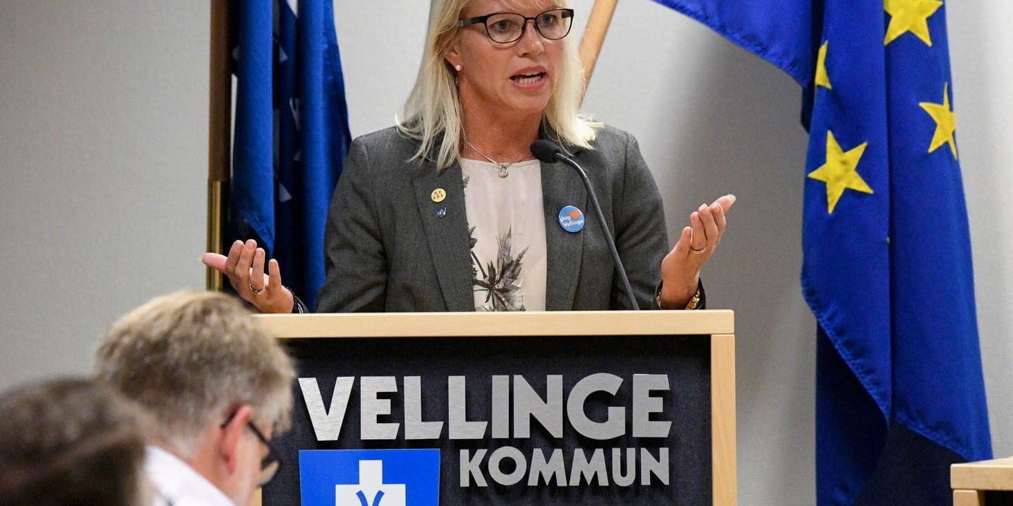 Carina Wutzler (M), kommunalråd i skånska Vellinge, under fullmäktigedebatt 2017. I Vellinge är 29,4 procent av fullmäktigeledamöterna kvinnor. Arkivbild.