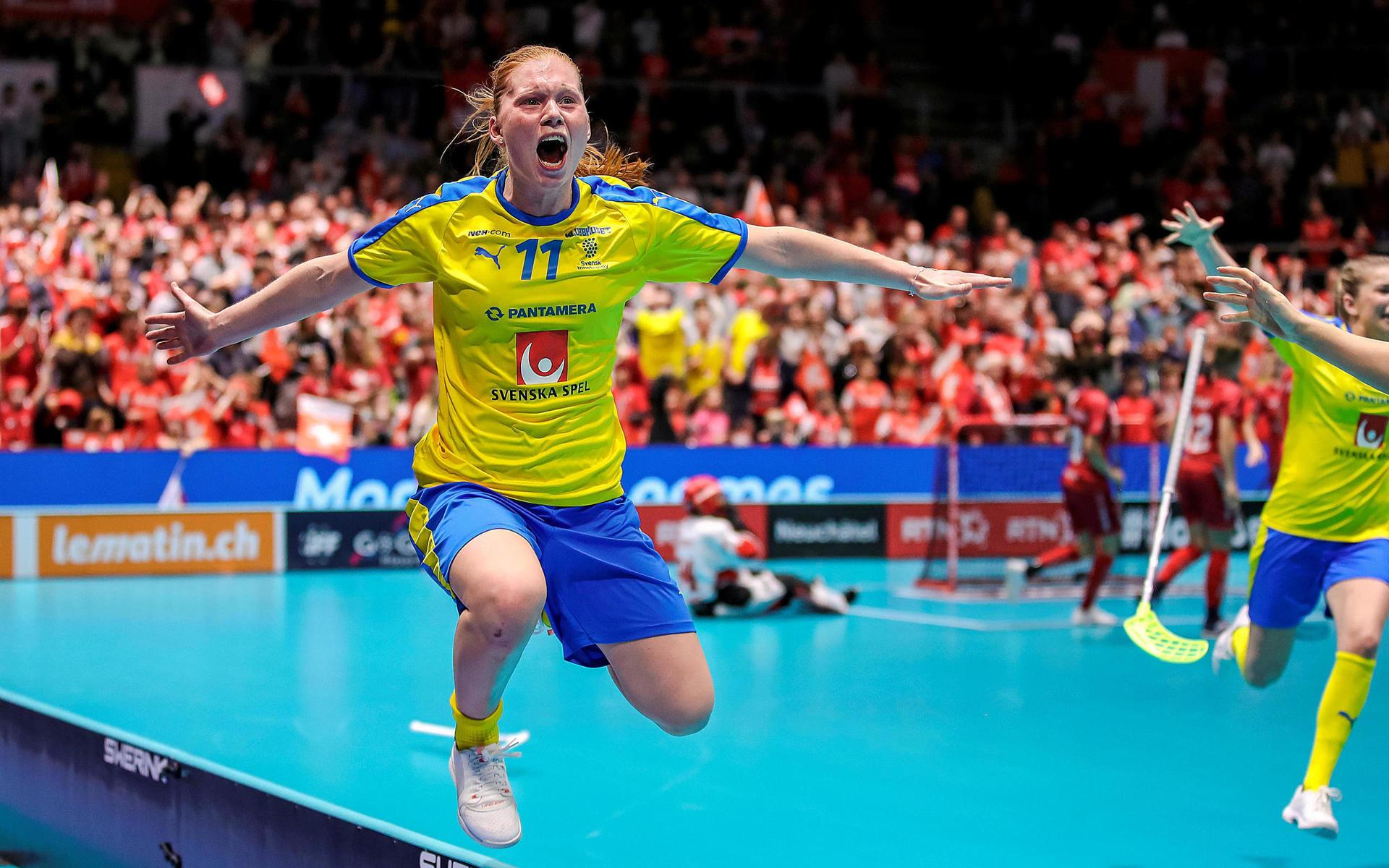 Johanna Hultgren sköt 3–2 till Sverige mot Schweiz i VM-finalen. 