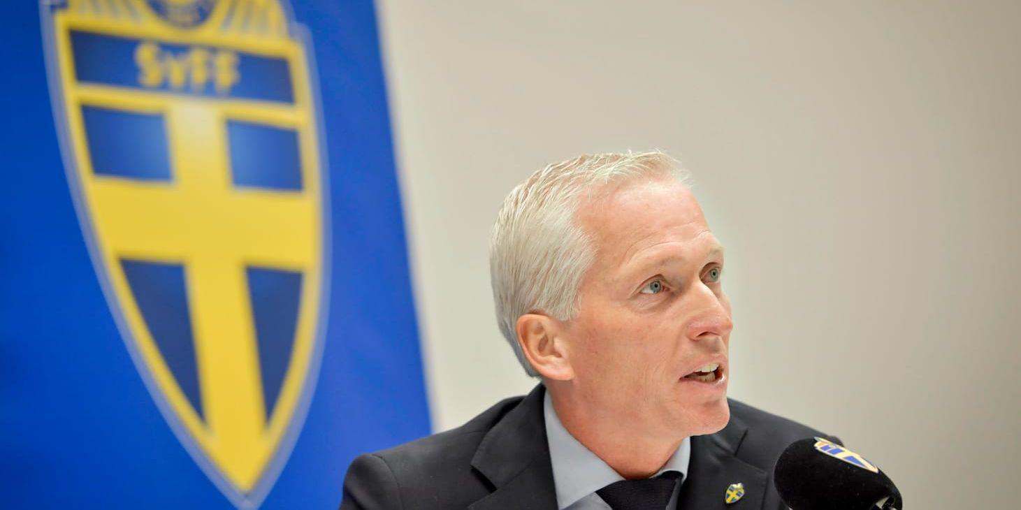 "Jag är i stort sett aldrig ledig", säger Håkan Sjöstrand, här fotograferad under en presskonferens om matchfixning i juli.
