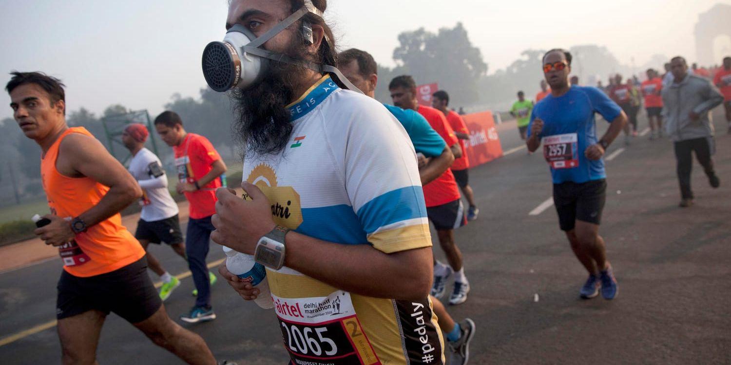 Delhis halvmaratonlopp ägde rum på söndagen – trots intensiv smog.