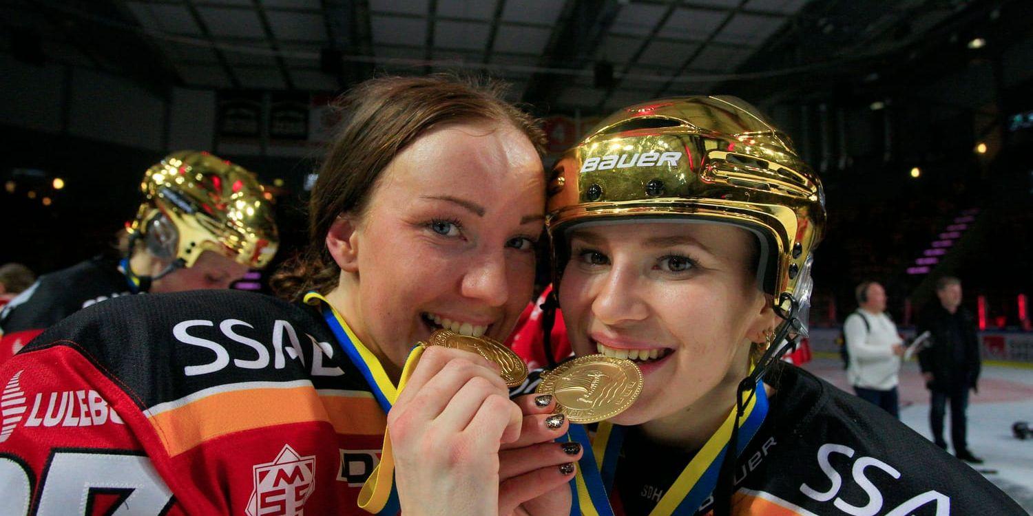 Luleås Rebecca Stenberg, till vänster, och Christa Alanko med guldsmak i munnen.