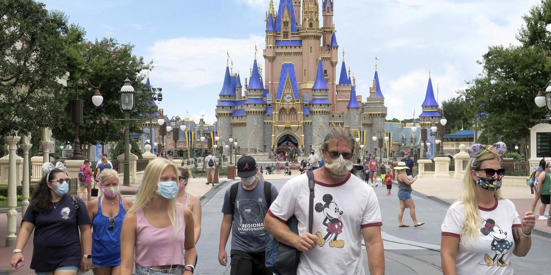 Begränsningarna av Disneys nöjesparker under coronapandemin har kostat koncernen stora summor. Arkivbild.