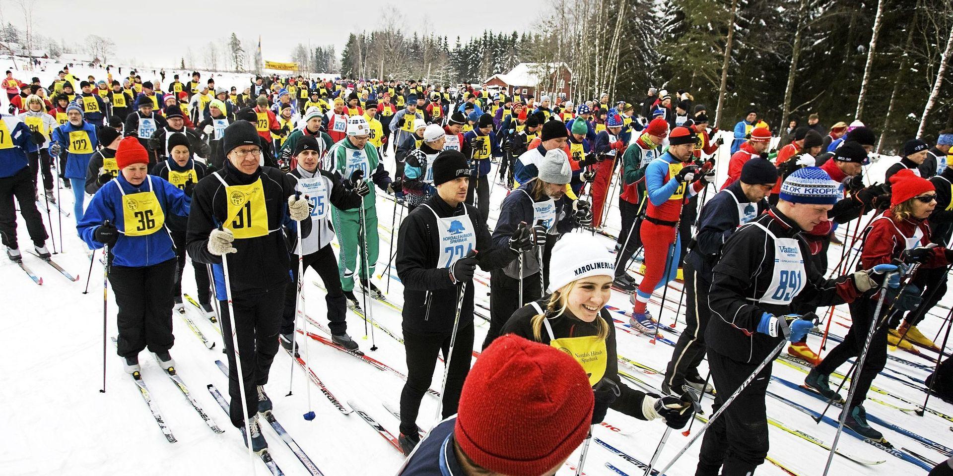 Fler kommer att åka skidor än åka med Lysekilsbanan, tror skribenten. 