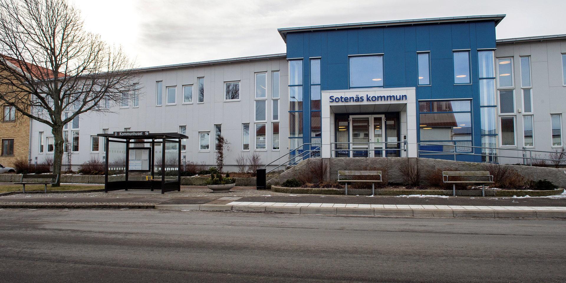 Kommunstyrelsen i Sotenäs kommun kritiseras efter tjänstemannens uttalande.