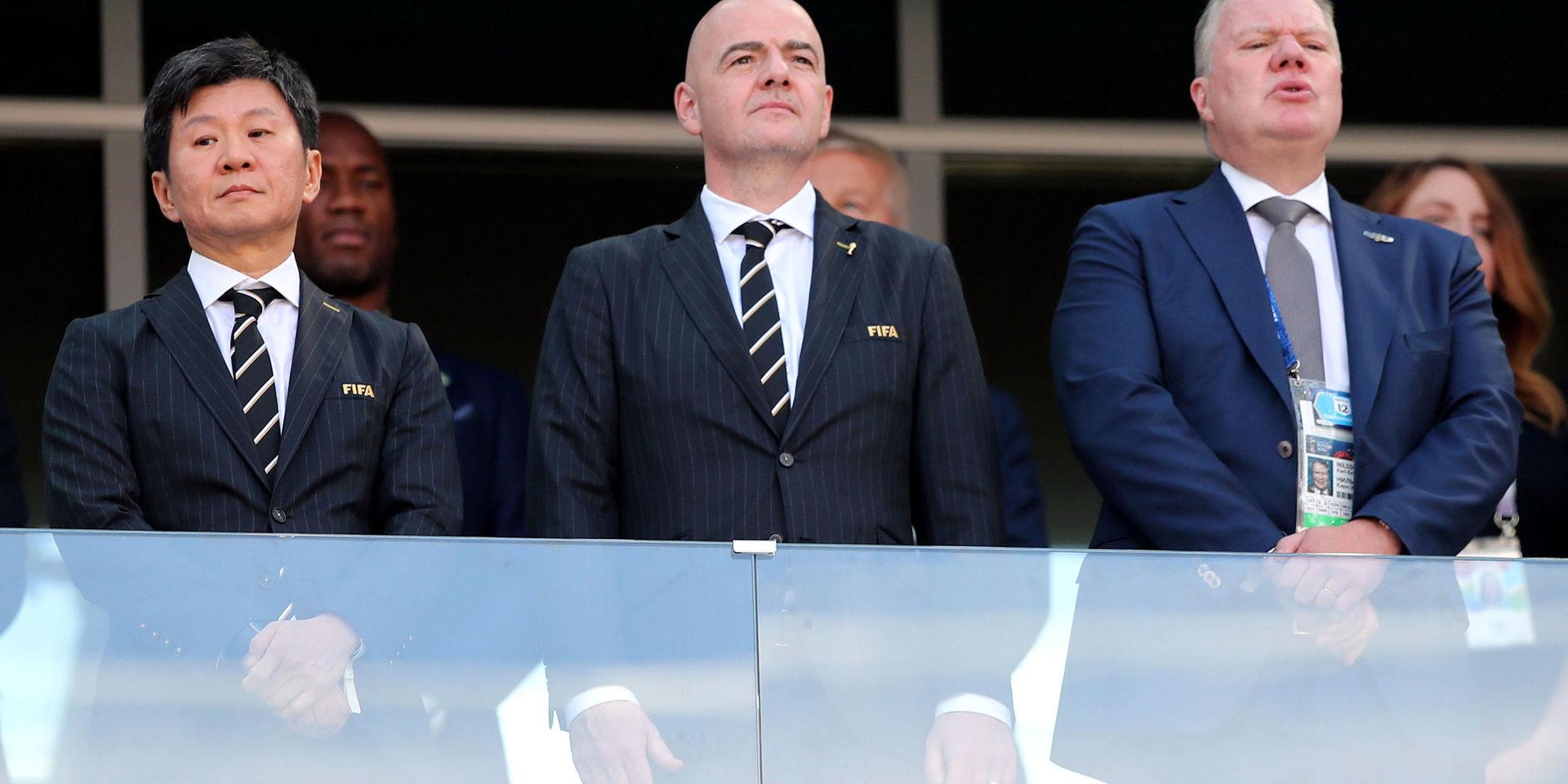 Sydkoreas Chung Mong-gyu, Fifapresidenten Gianni Infantino och Karl-Erik Nilsson.