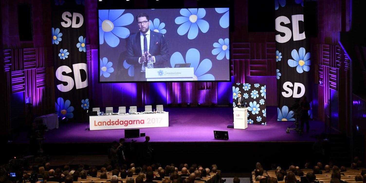 Sverigedemokraterns partiledare Jimmie Åkesson talar under partiets landsdagar.
