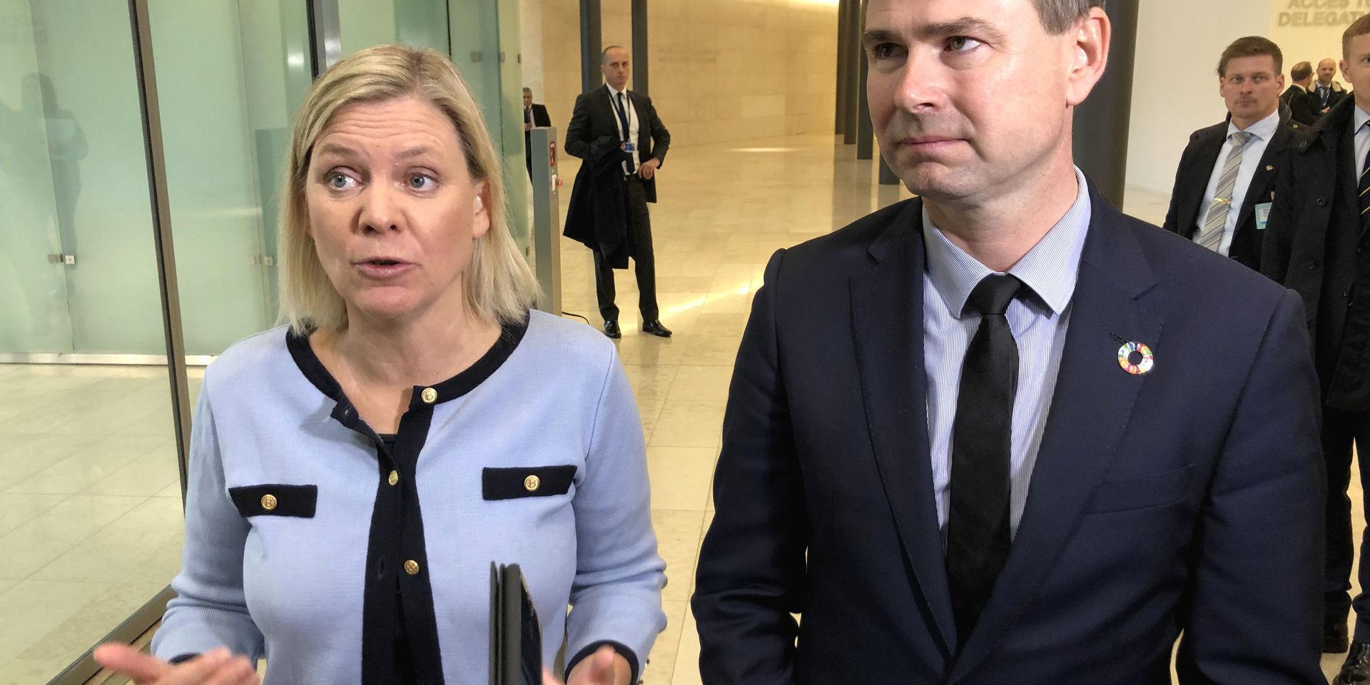 Finansminister Magdalena Andersson och hennes danske kollega Nicolai Wammen talade i oktober gemensamt om vikten av en sparsam EU-budget. Arkivbild.