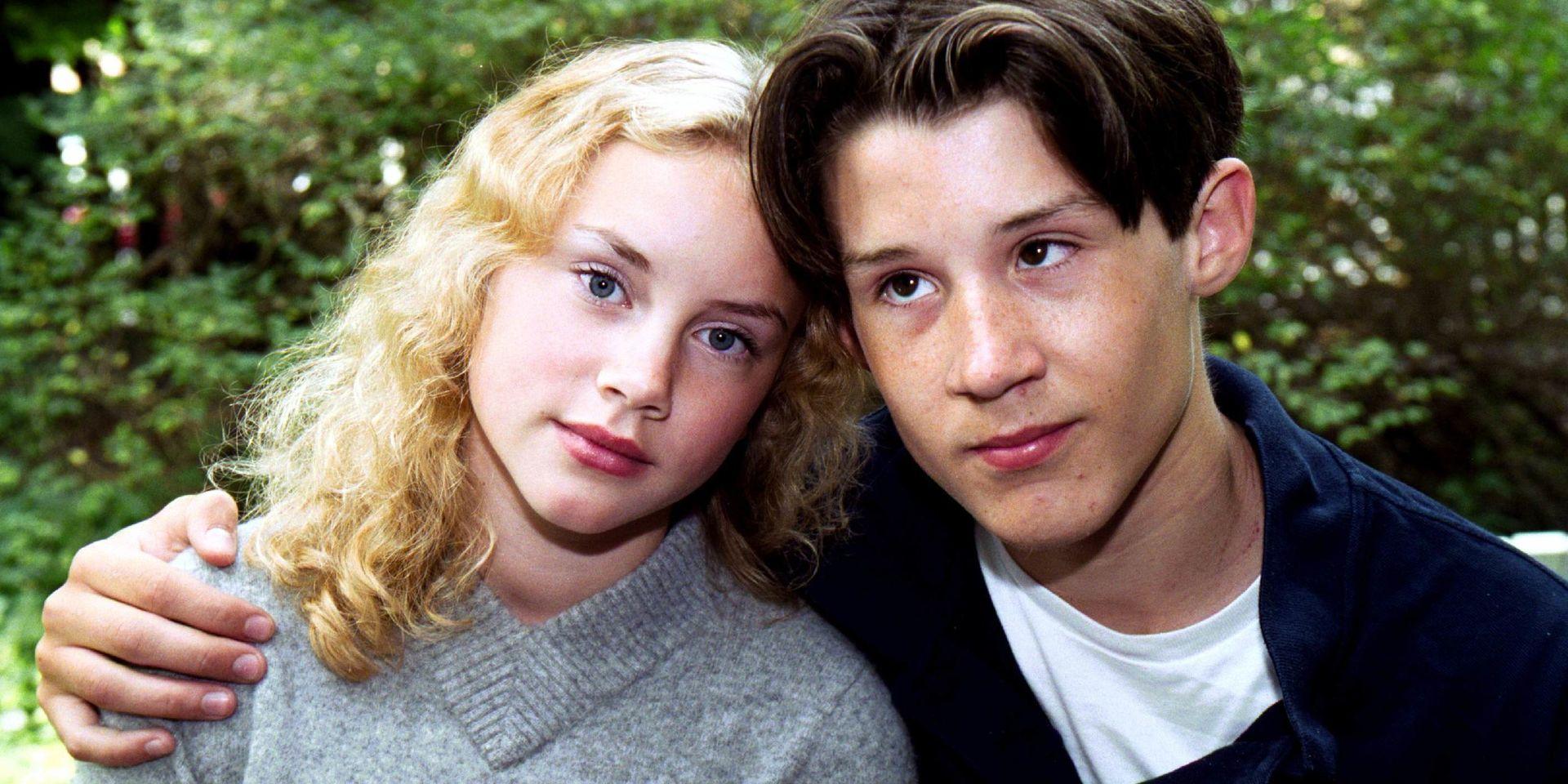 Ellen Fjæstad och Carl-Robert Holmer-Kårell gjorde rollerna som Eva och Adam. Här fotograferade år 2000. Arkivbild.