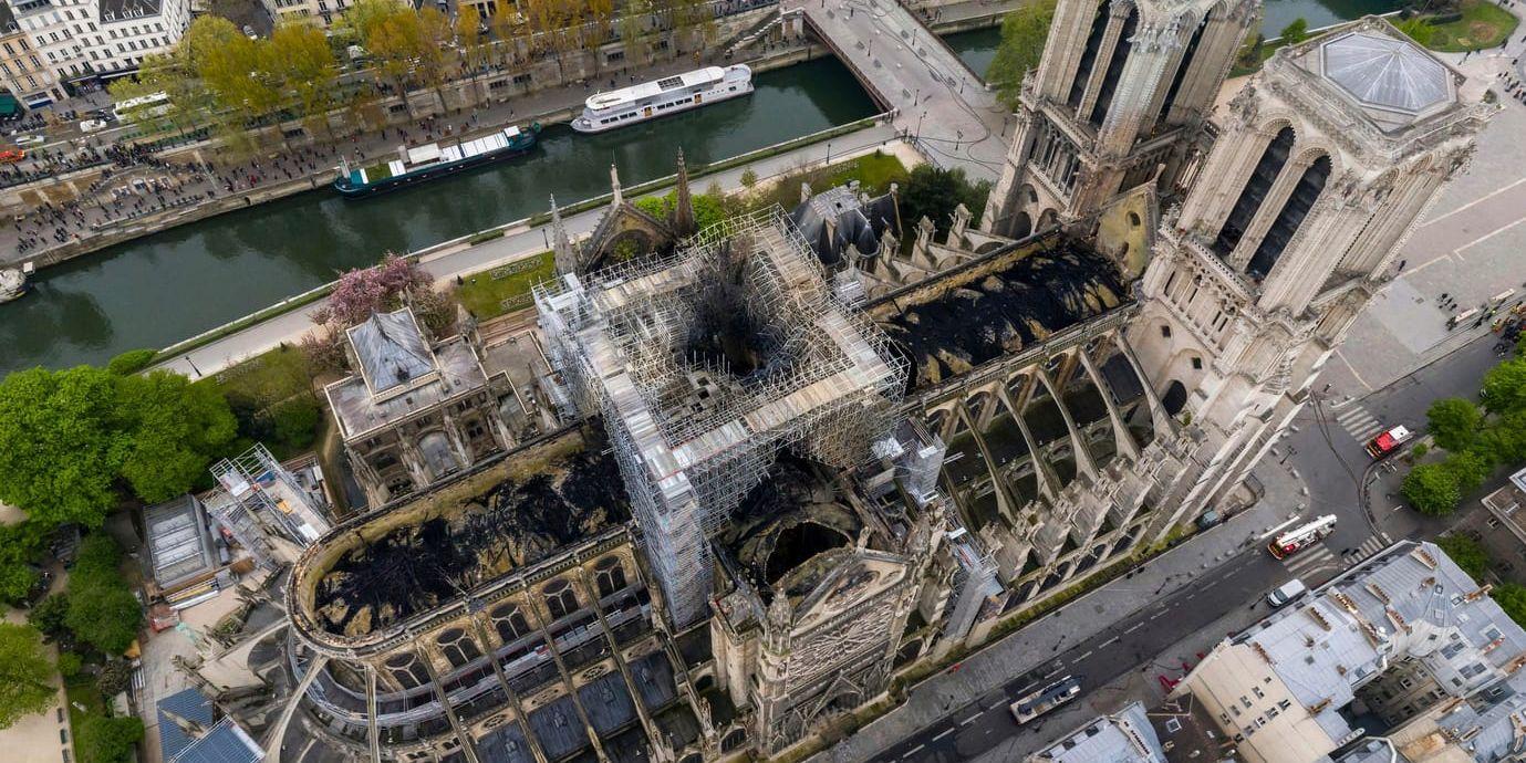 Notre-Dame började brinna i måndags. Redan om fem år ska katedralen vara restaurerad enligt Frankrikes president.