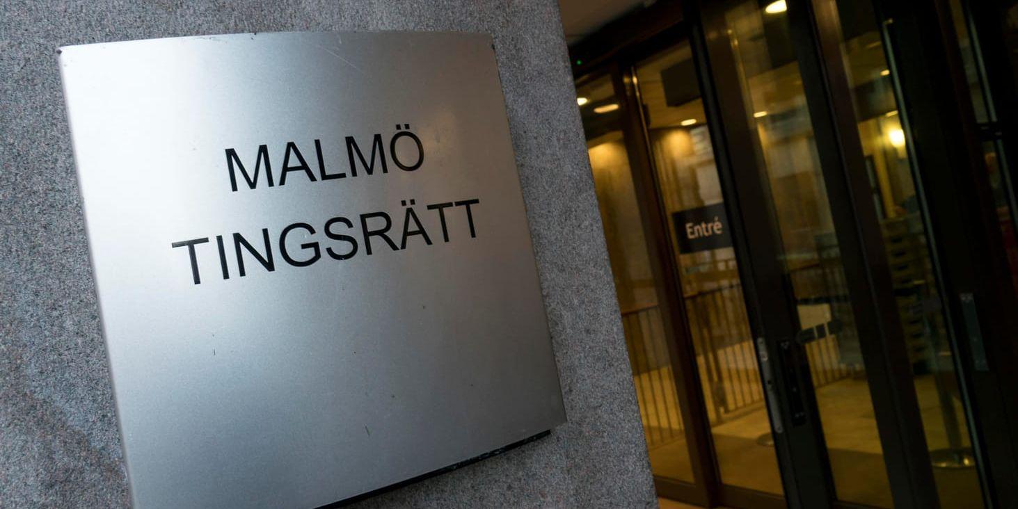 Malmö tingsrätt dömer en före detta bostadsrättsordförande för mutbrott. Arkivbild.