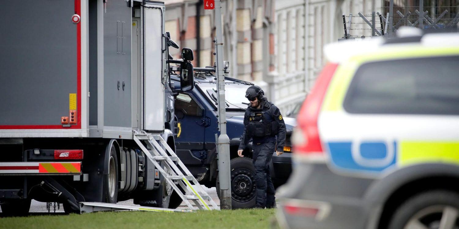 Det misstänkta föremålet ledde till en stor insats vid polishuset i Göteborg i måndags.