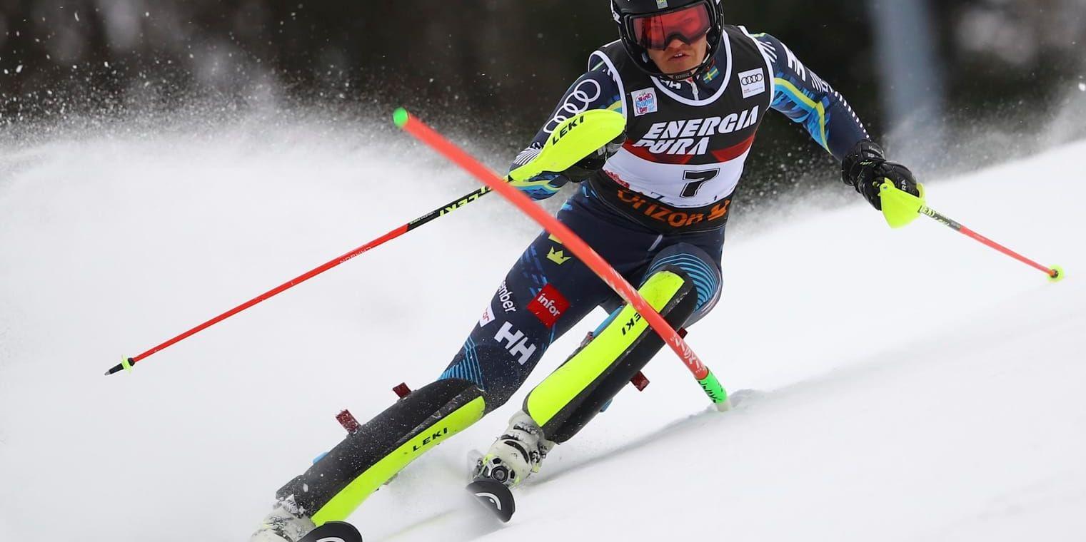 Anna Swenn-Larsson gör sin 100:e start i den alpina världscupen i tisdagskvällens slalom i Flachau.