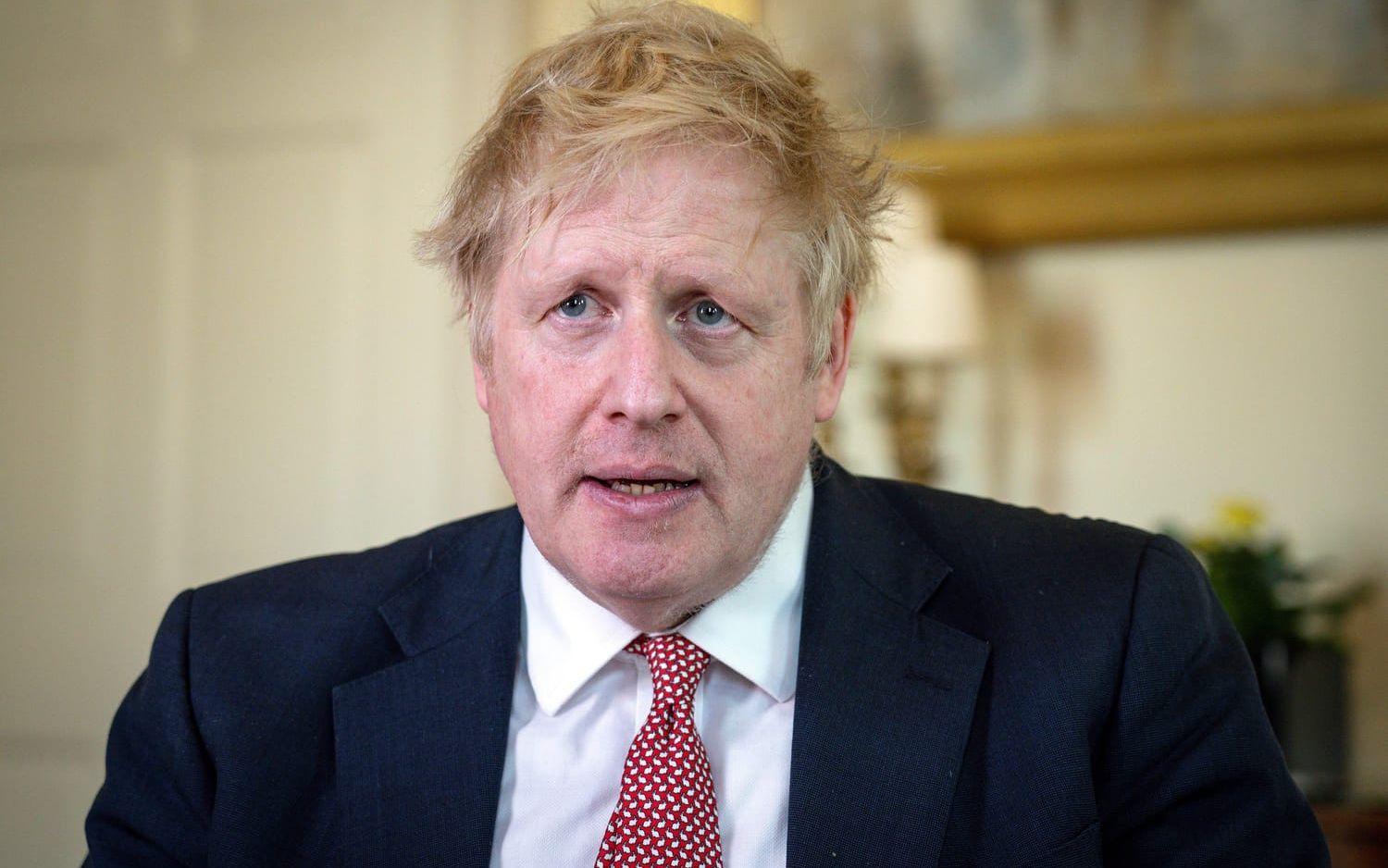 Efter att han skrivits ut från sjukhuset på söndagen höll Storbritanniens premiärminister Boris Johnson ett tal via videolänk där han tackade sjukvårdspersonalen. 